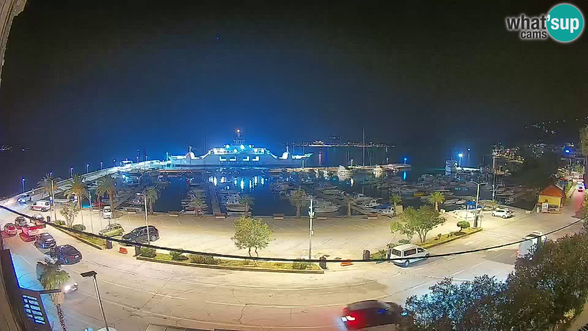 Spletna kamera Orebić Riva – Trajekt za Korčulo v živo