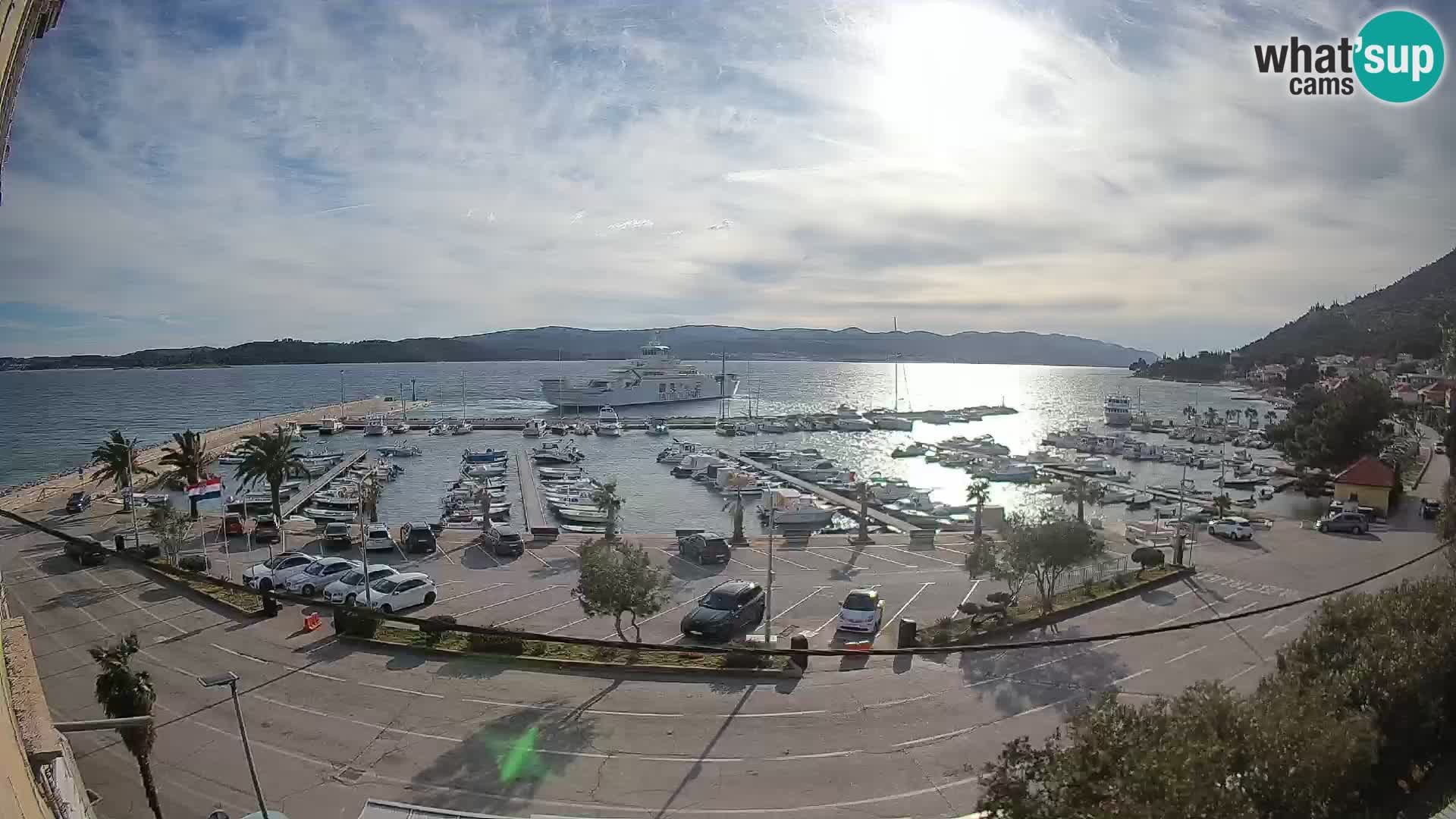 Web kamera Orebić Riva – Trajekt za Korčulu uživo