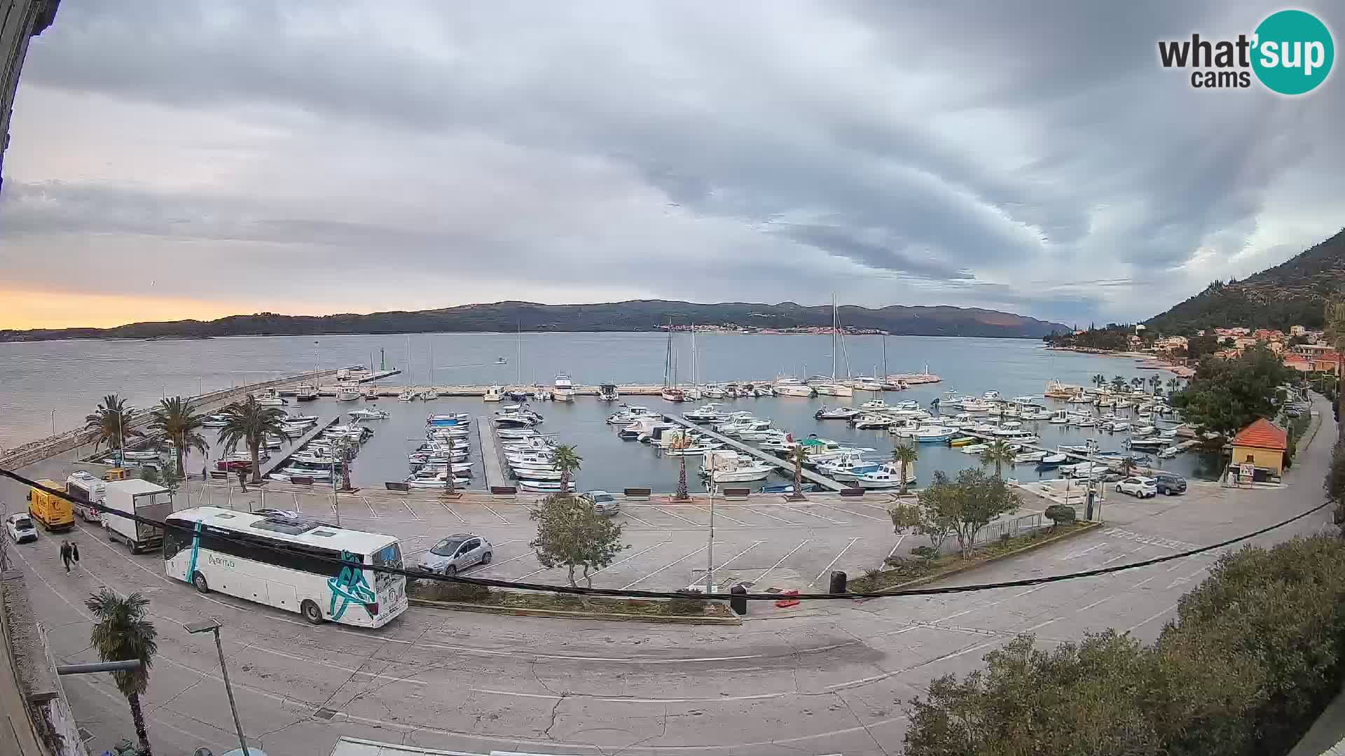 Webcam Orebić Riva – Ferry to Korčula Live
