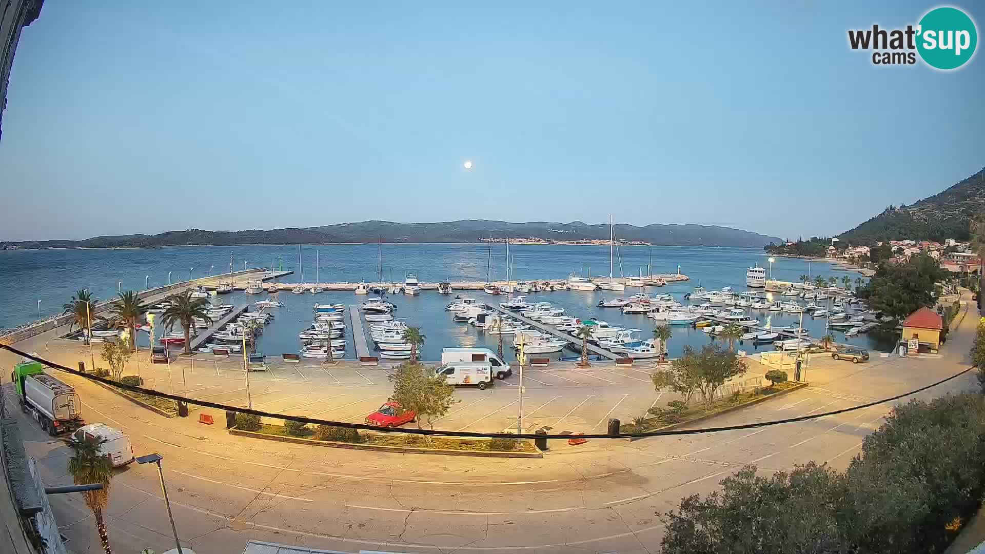 Webcam Orebić Riva – Ferry to Korčula Live