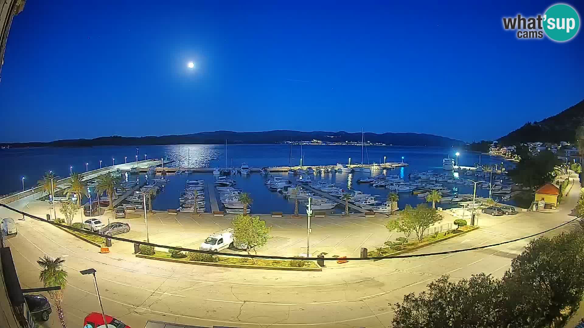 Web kamera Orebić Riva – Trajekt za Korčulu uživo