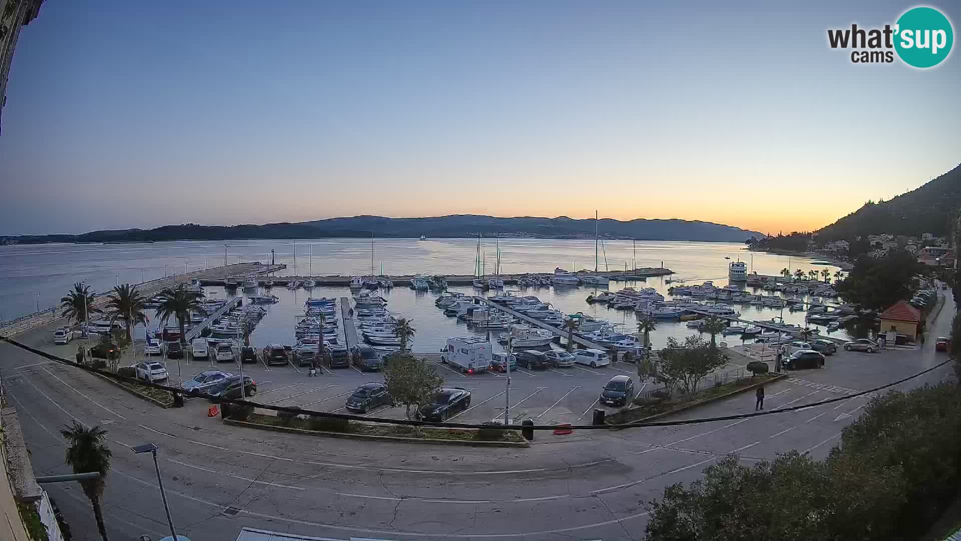 Web kamera Orebić Riva – Trajekt za Korčulu uživo