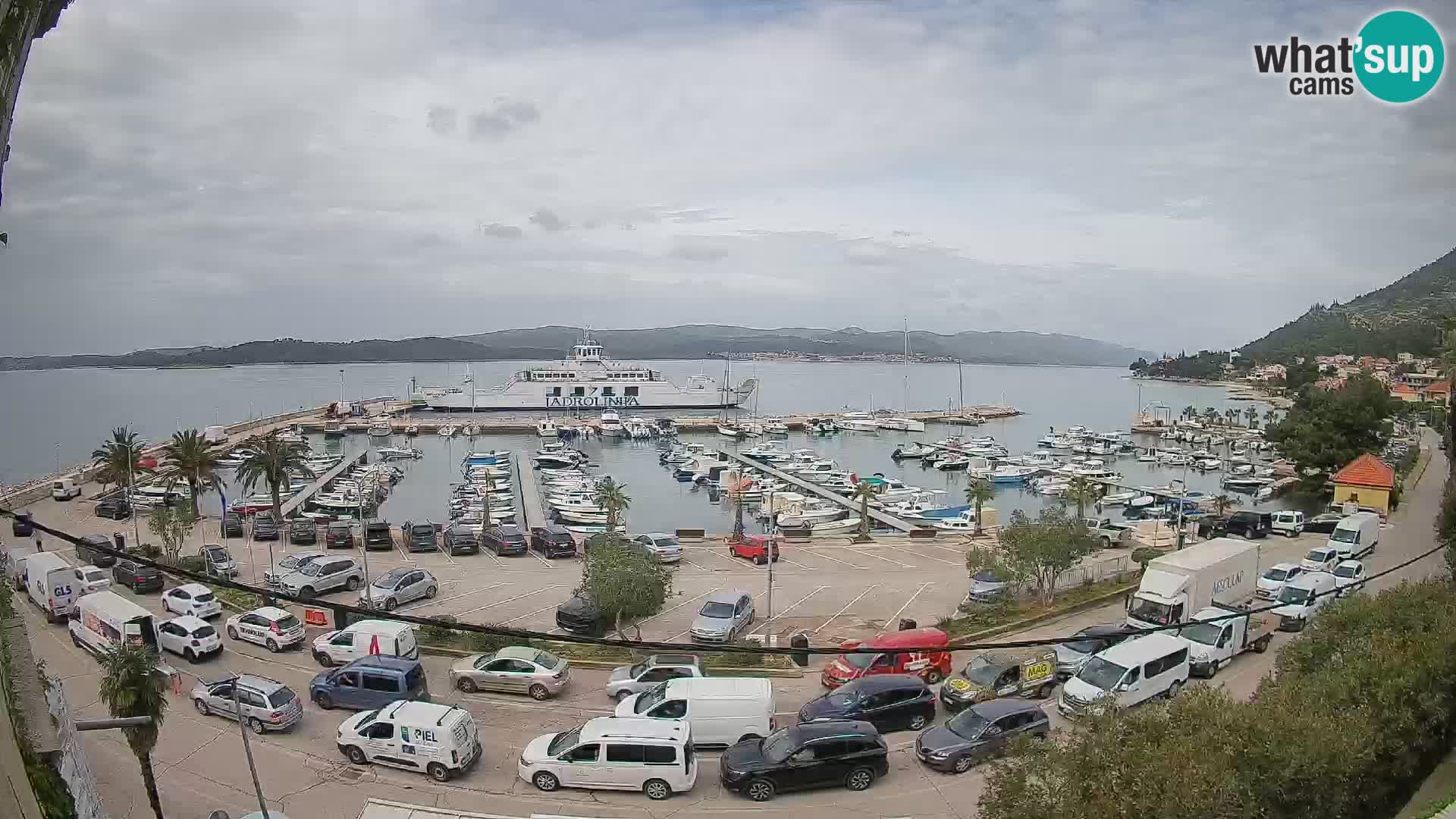 Web kamera Orebić Riva – Trajekt za Korčulu uživo