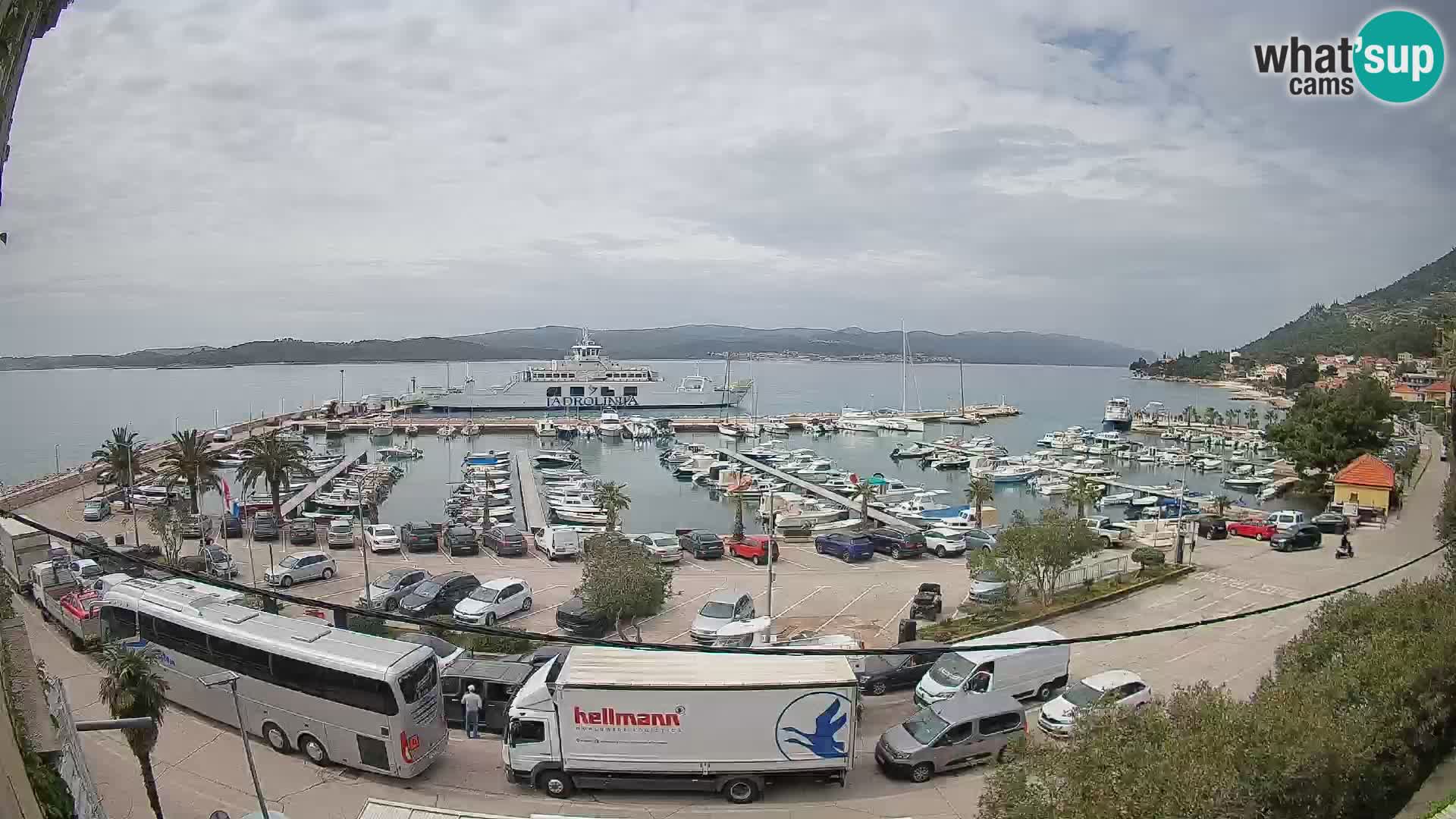 Web kamera Orebić Riva – Trajekt za Korčulu uživo