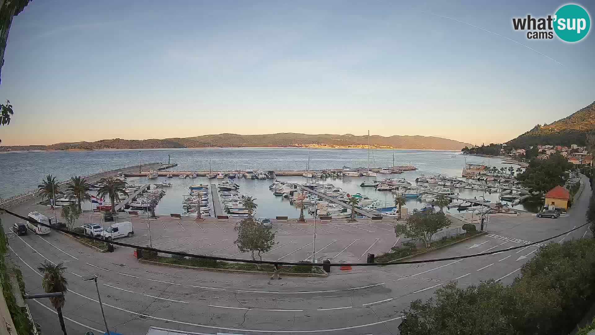 Web kamera Orebić Riva – Trajekt za Korčulu uživo