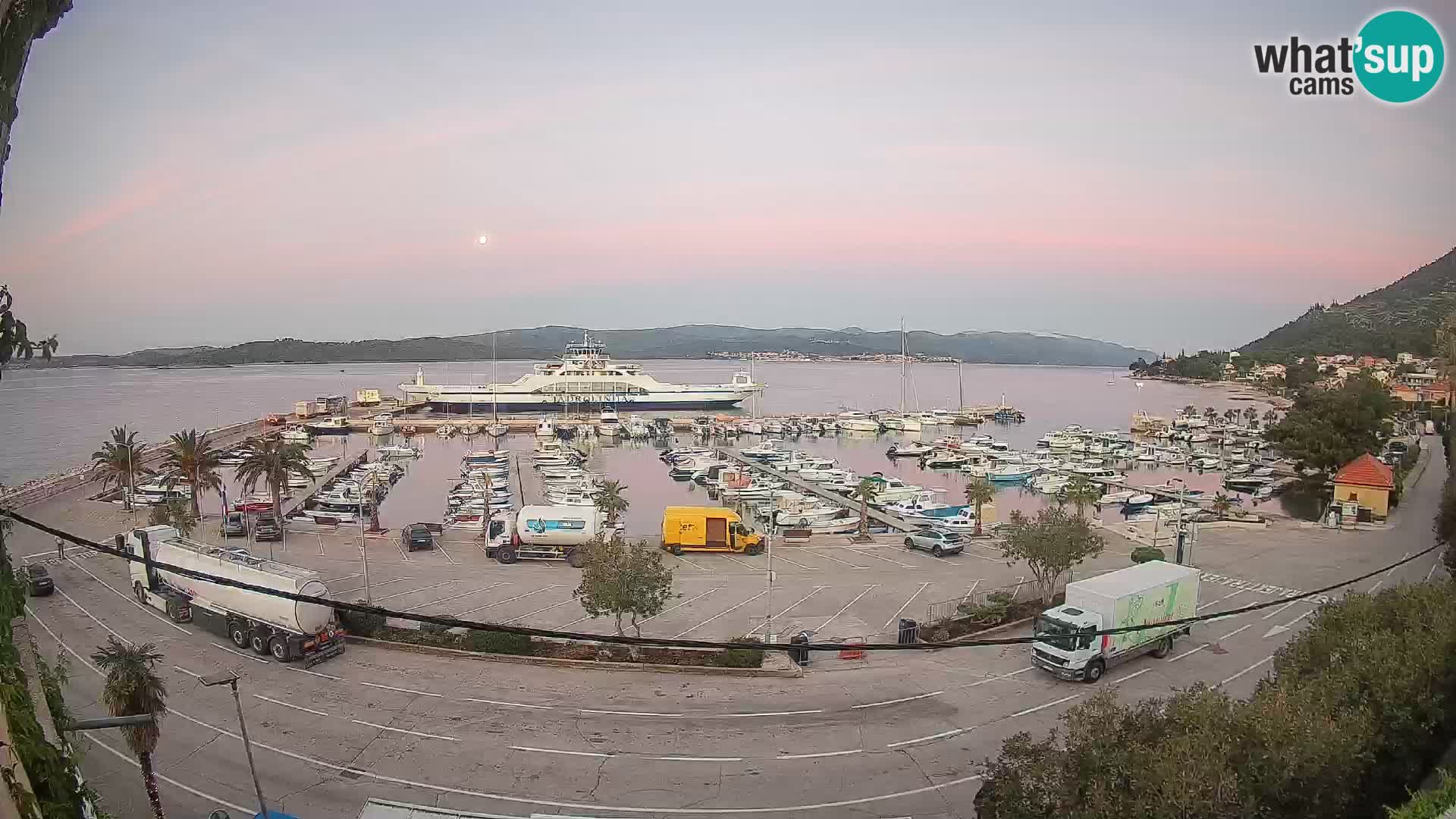 Webcam Orebić Uferpromenade – Fähre nach Korčula Live