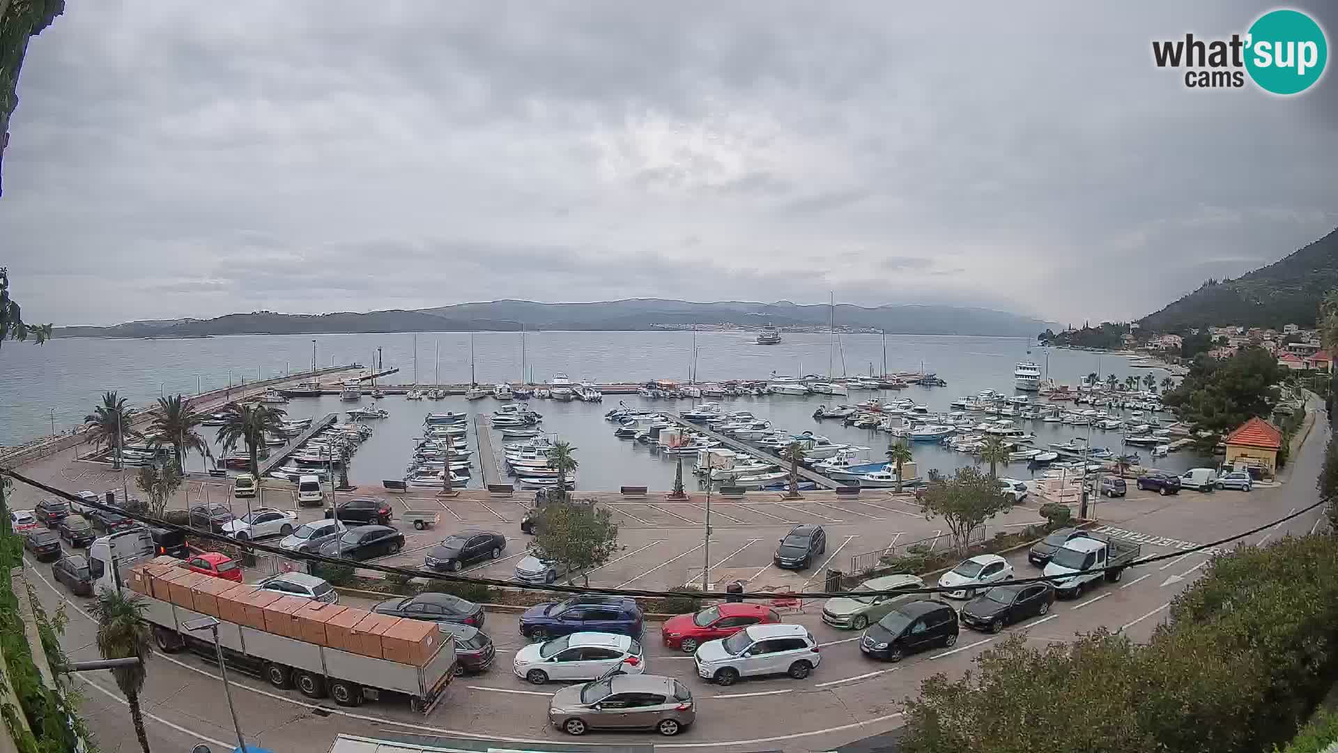Web kamera Orebić Riva – Trajekt za Korčulu uživo