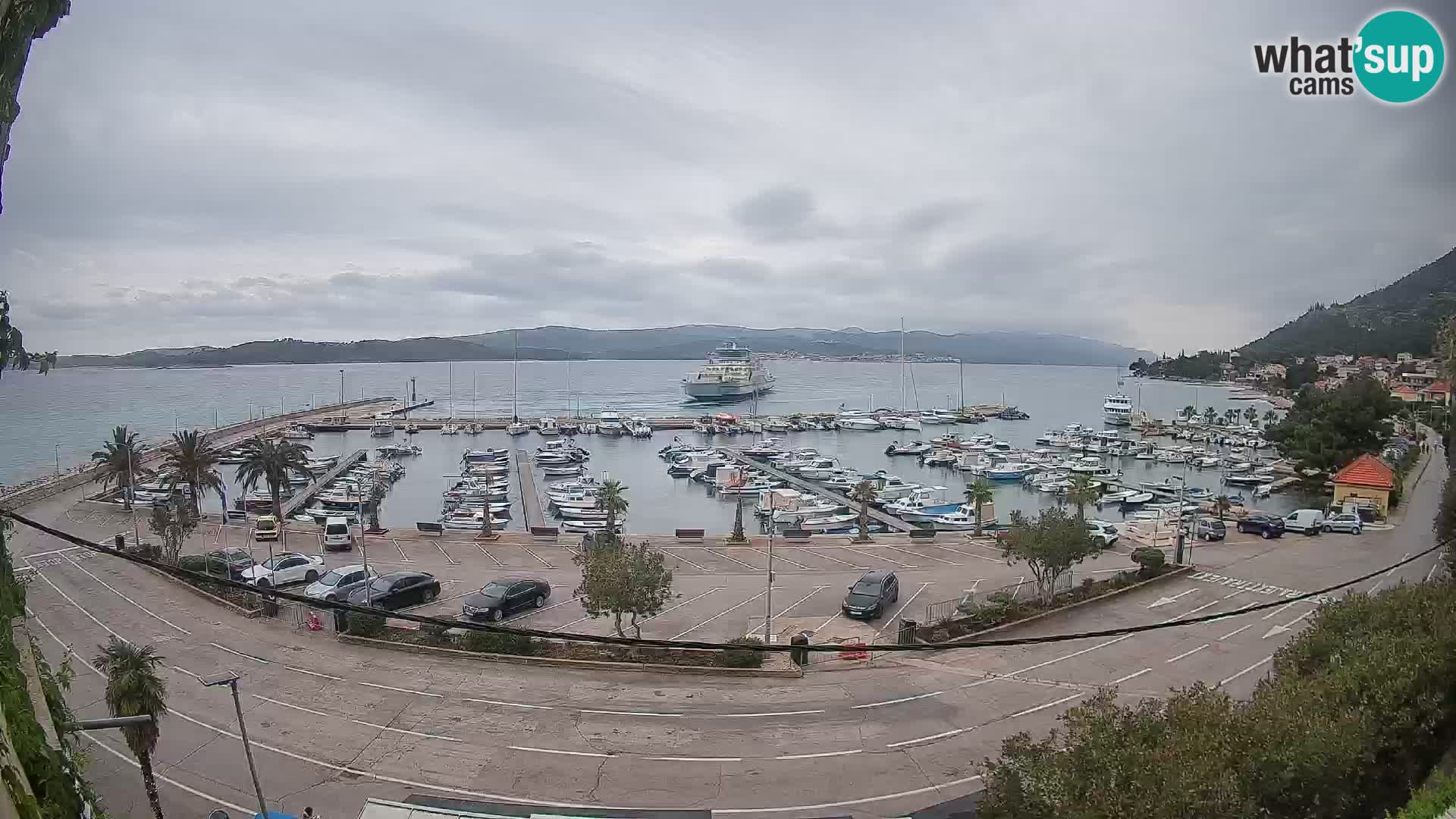 Web kamera Orebić Riva – Trajekt za Korčulu uživo