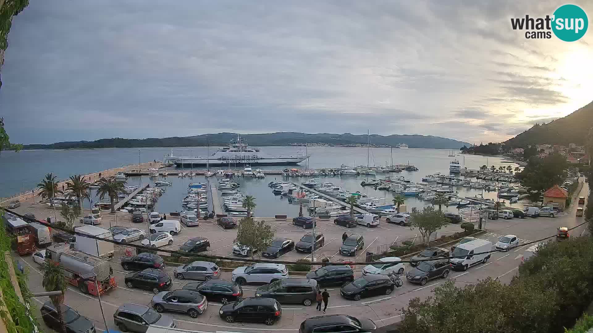 Webcam Orebić Uferpromenade – Fähre nach Korčula Live