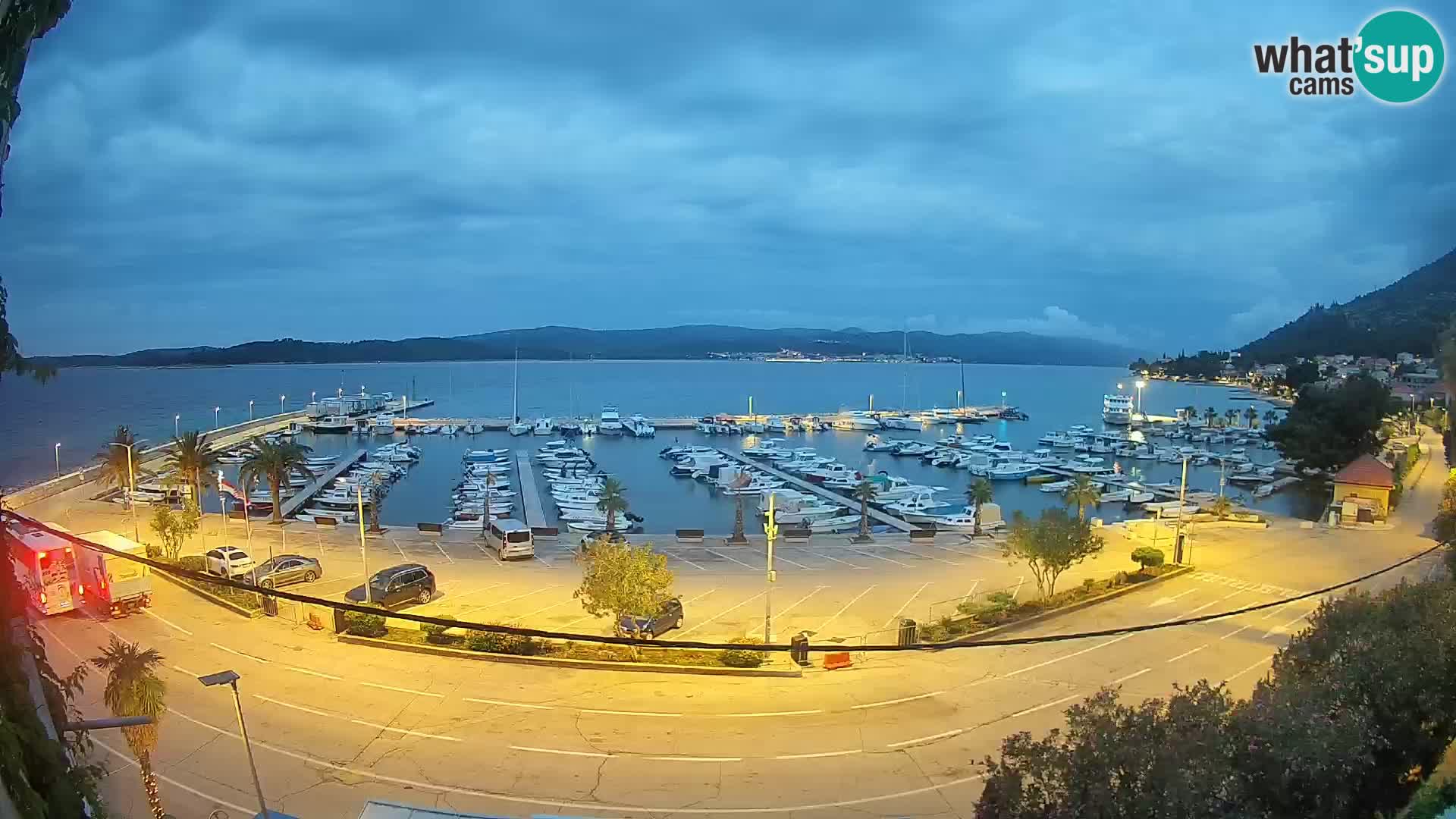 Web kamera Orebić Riva – Trajekt za Korčulu uživo