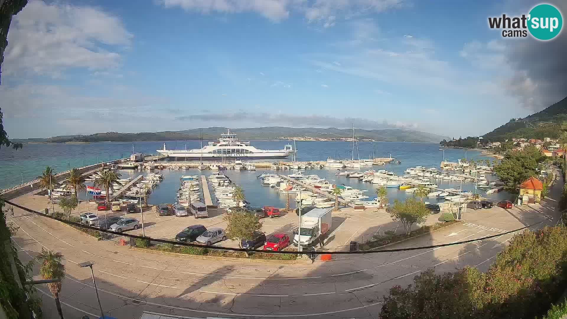Web kamera Orebić Riva – Trajekt za Korčulu uživo