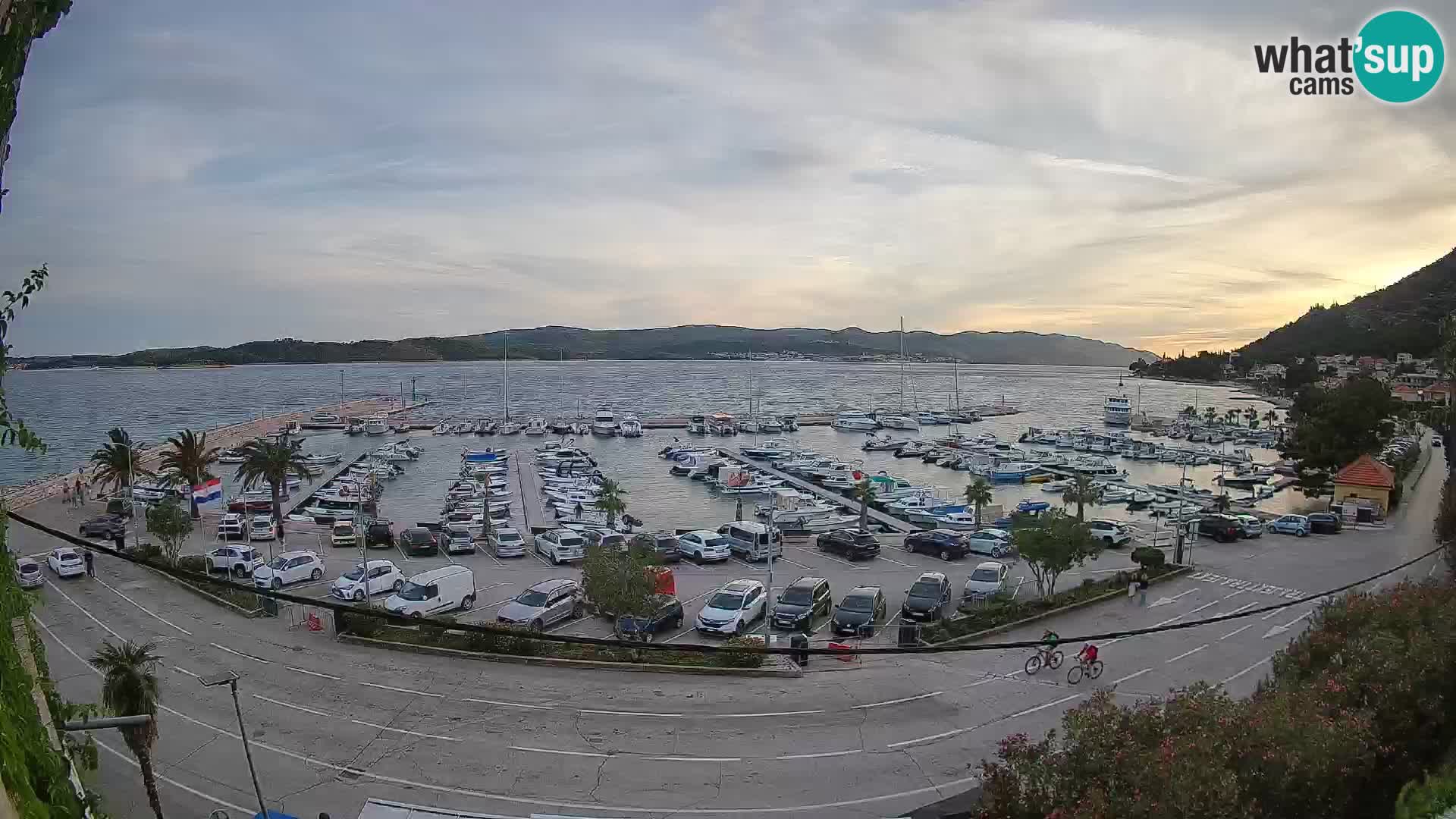 Web kamera Orebić Riva – Trajekt za Korčulu uživo