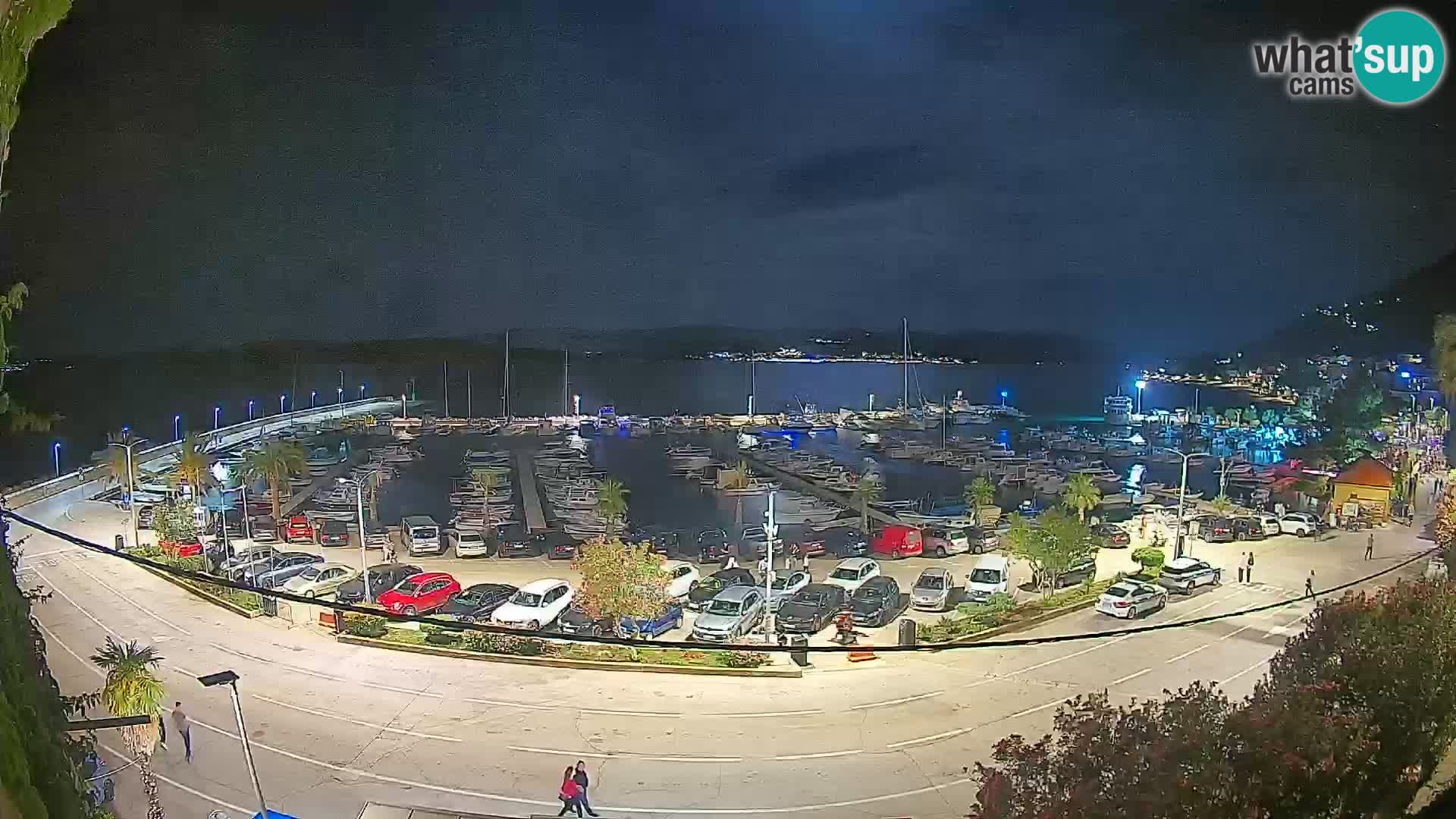 Web kamera Orebić Riva – Trajekt za Korčulu uživo