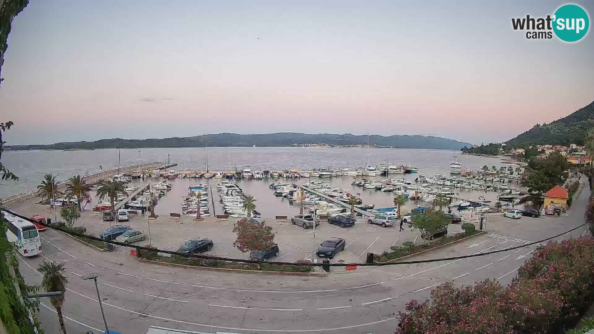 Web kamera Orebić Riva – Trajekt za Korčulu uživo