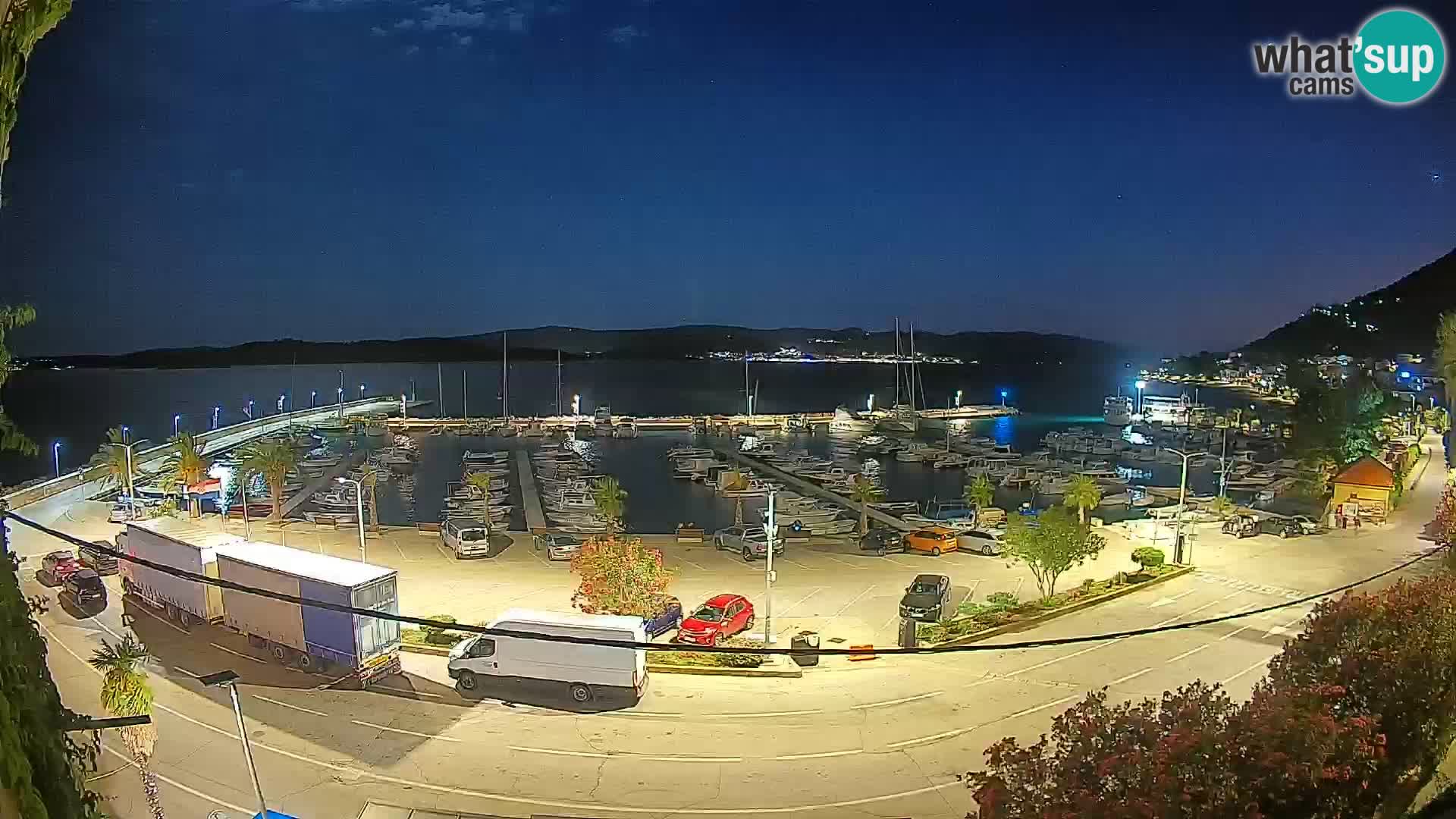 Web kamera Orebić Riva – Trajekt za Korčulu uživo