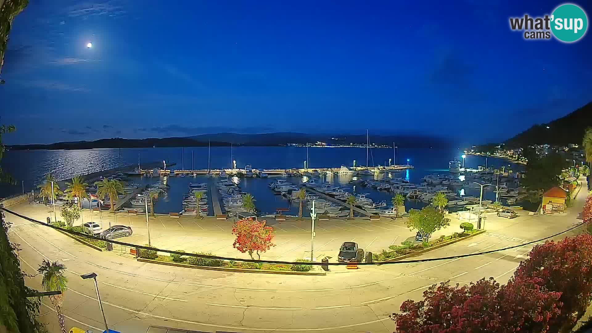 Web kamera Orebić Riva – Trajekt za Korčulu uživo