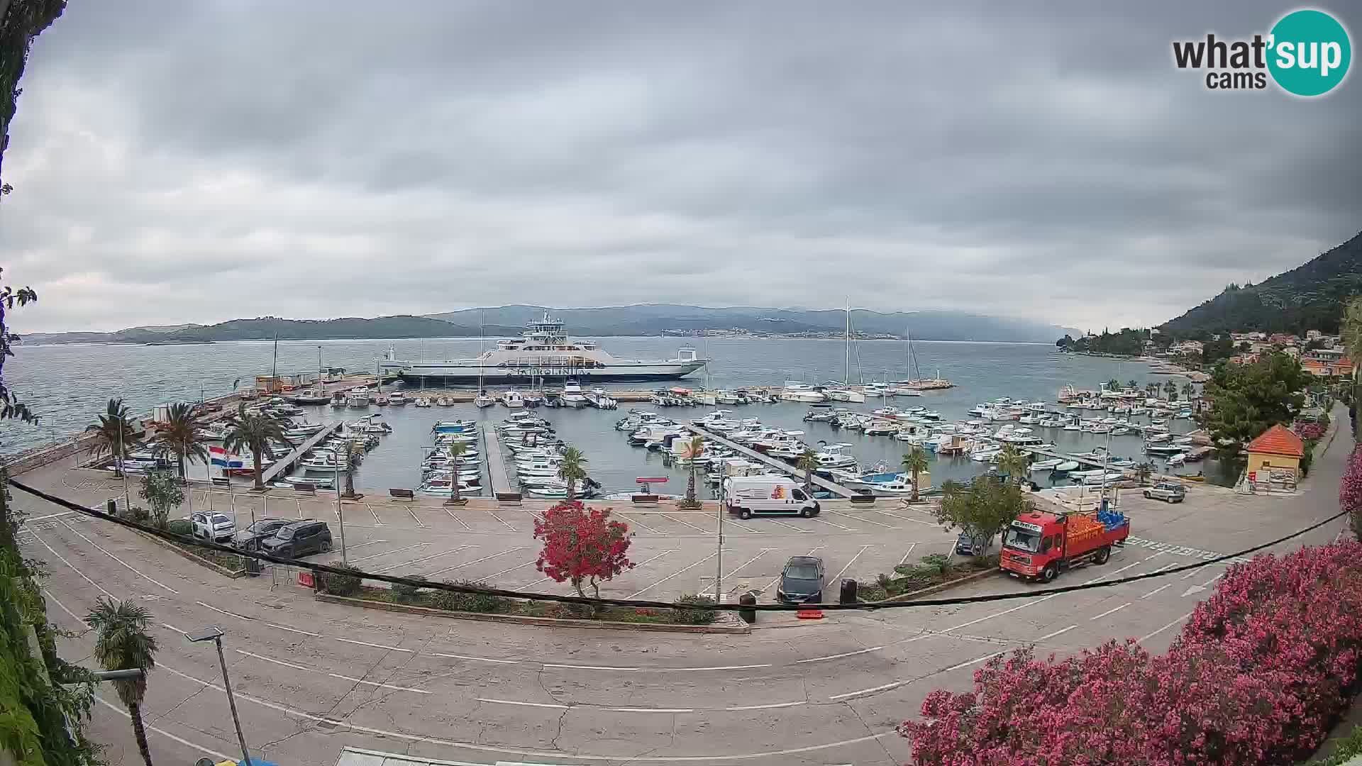 Web kamera Orebić Riva – Trajekt za Korčulu uživo