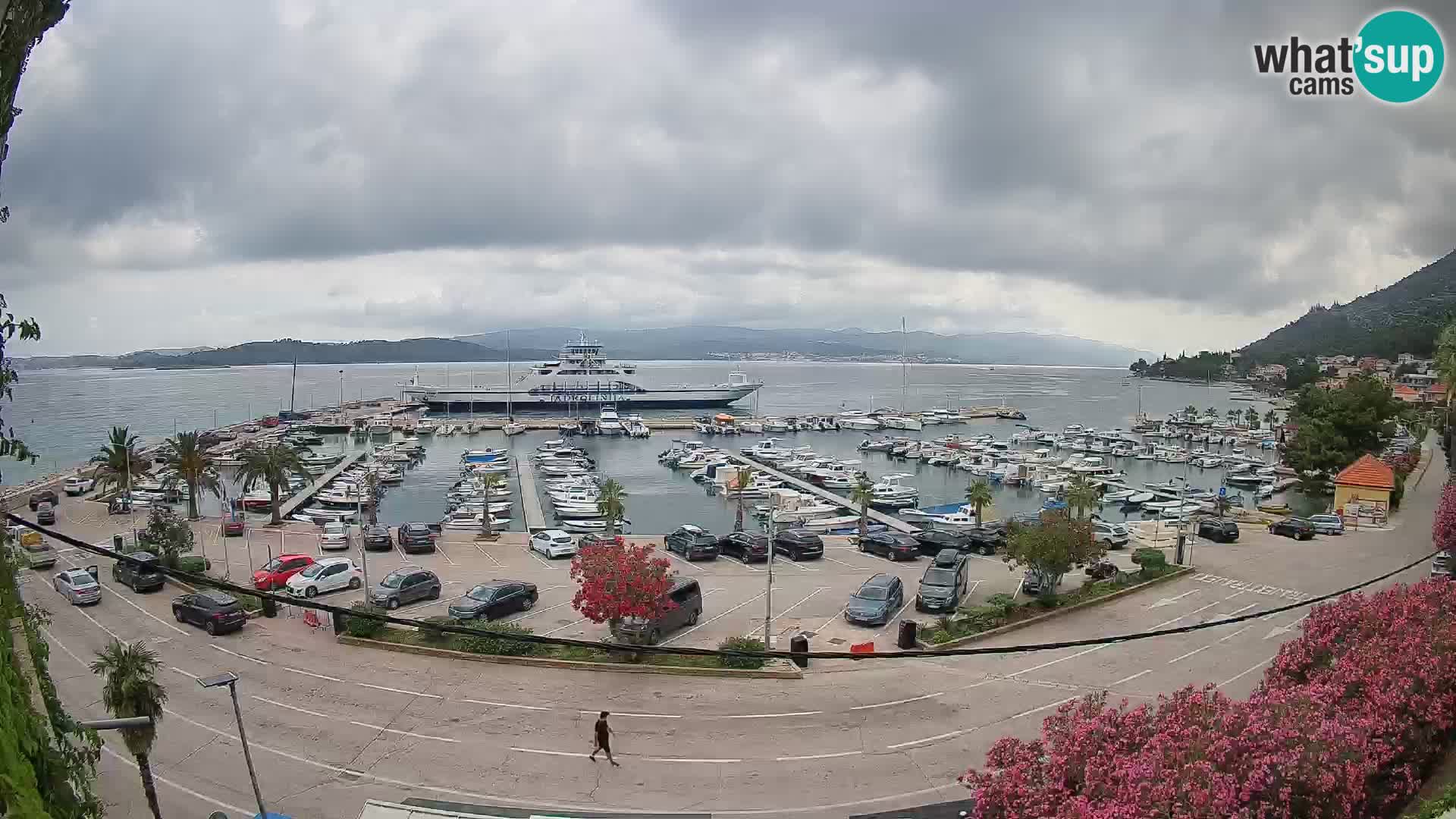 Spletna kamera Orebić Riva – Trajekt za Korčulo v živo