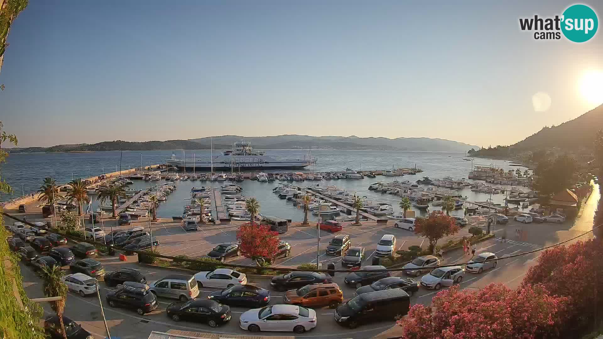 Webcam Orebić Riva – Ferry to Korčula Live