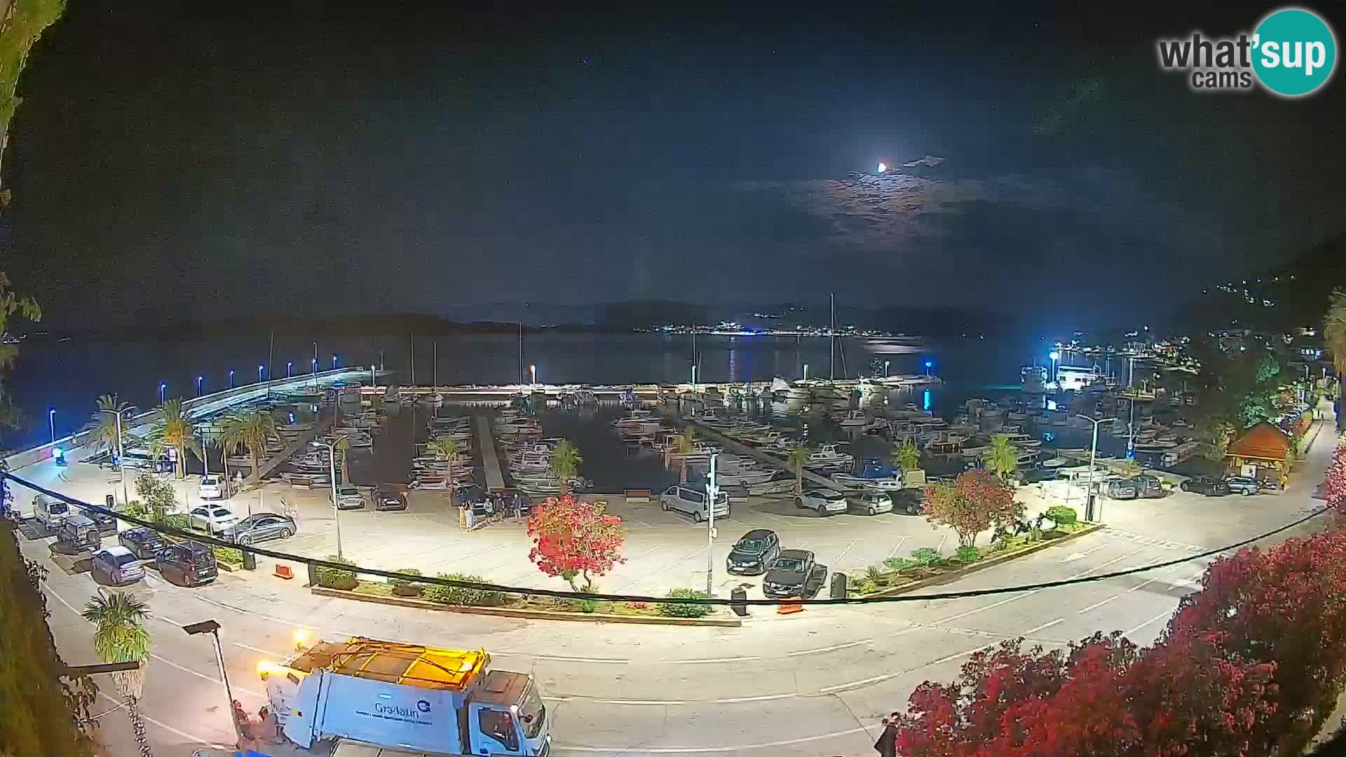 Webcam Orebić Riva – Ferry to Korčula Live