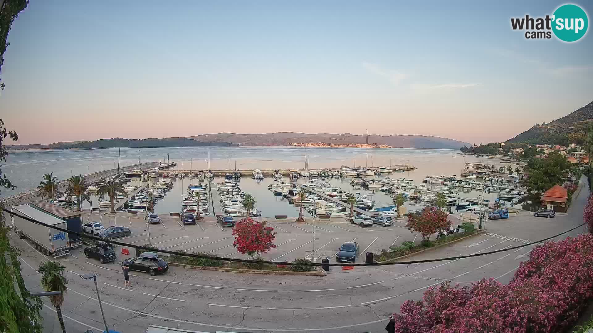 Webcam Orebić Riva – Ferry to Korčula Live