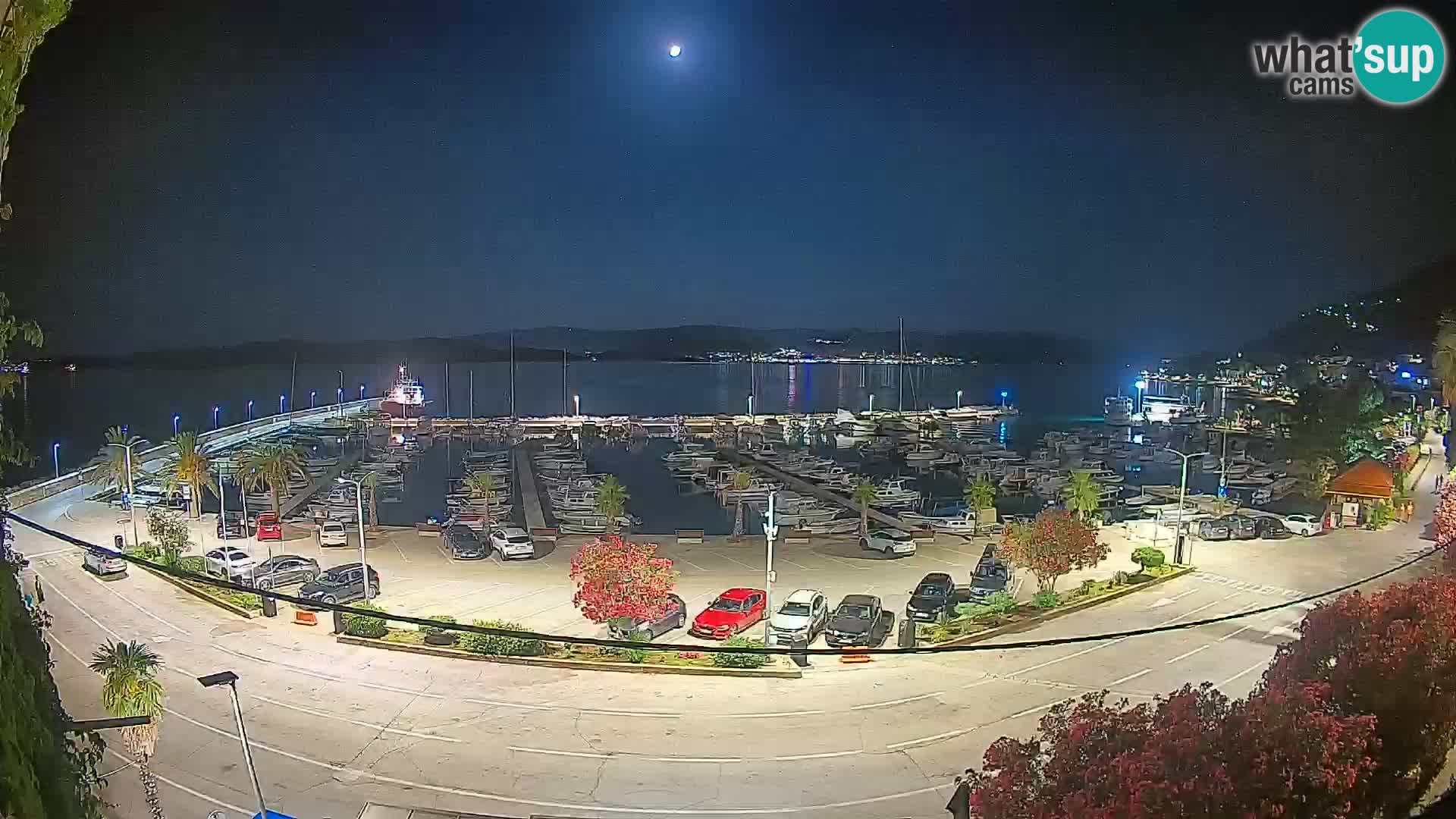 Webcam Orebić Riva – Ferry to Korčula Live