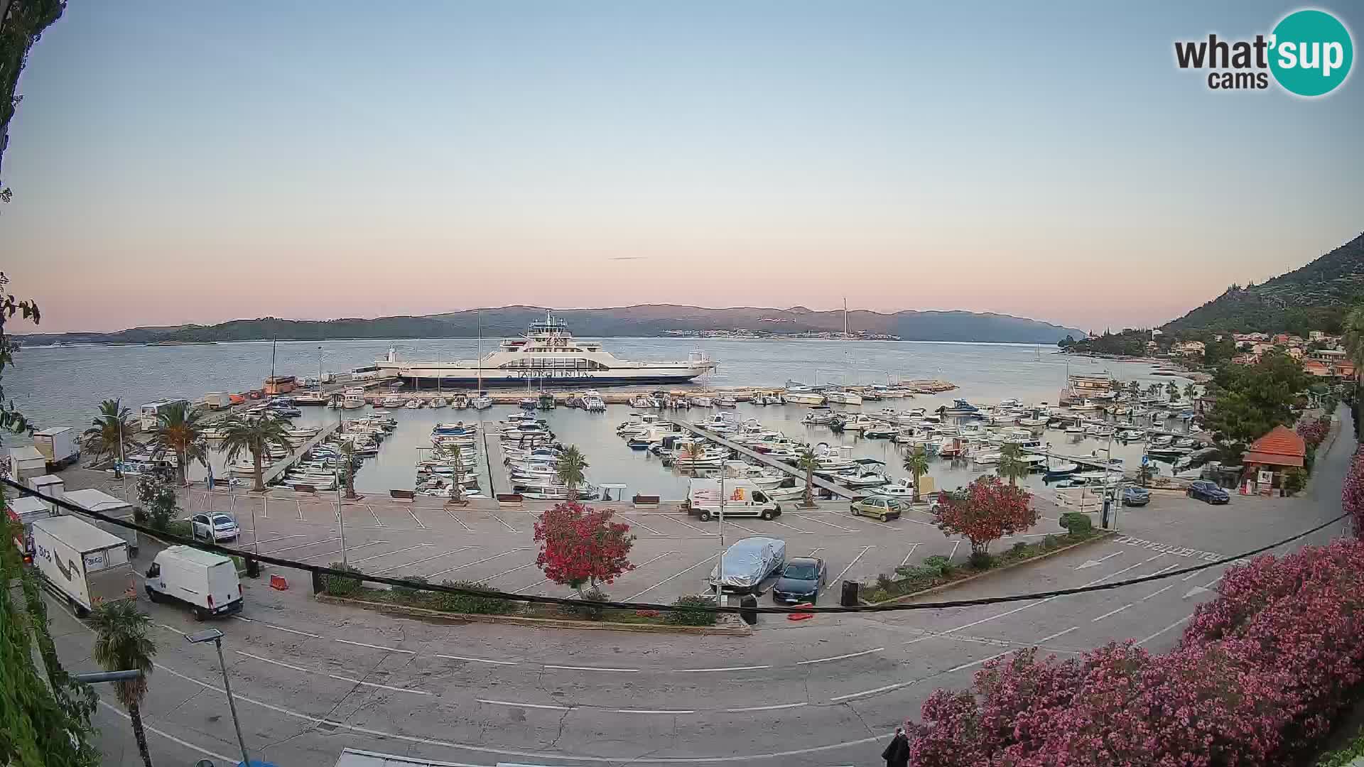 Webcam Orebić Riva – Ferry to Korčula Live