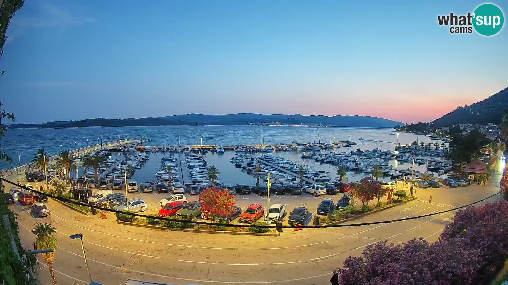 Web kamera Orebić Riva – Trajekt za Korčulu uživo