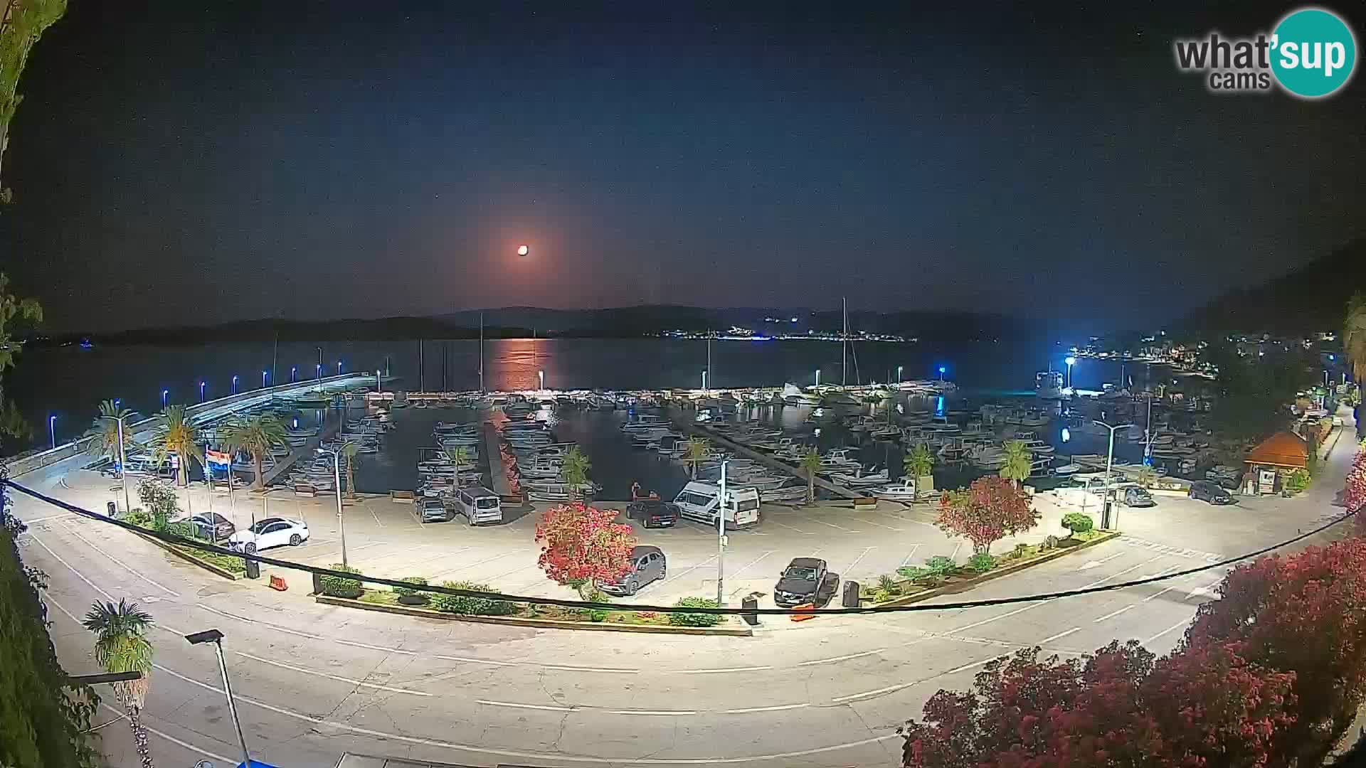 Webcam Orebić Riva – Ferry to Korčula Live