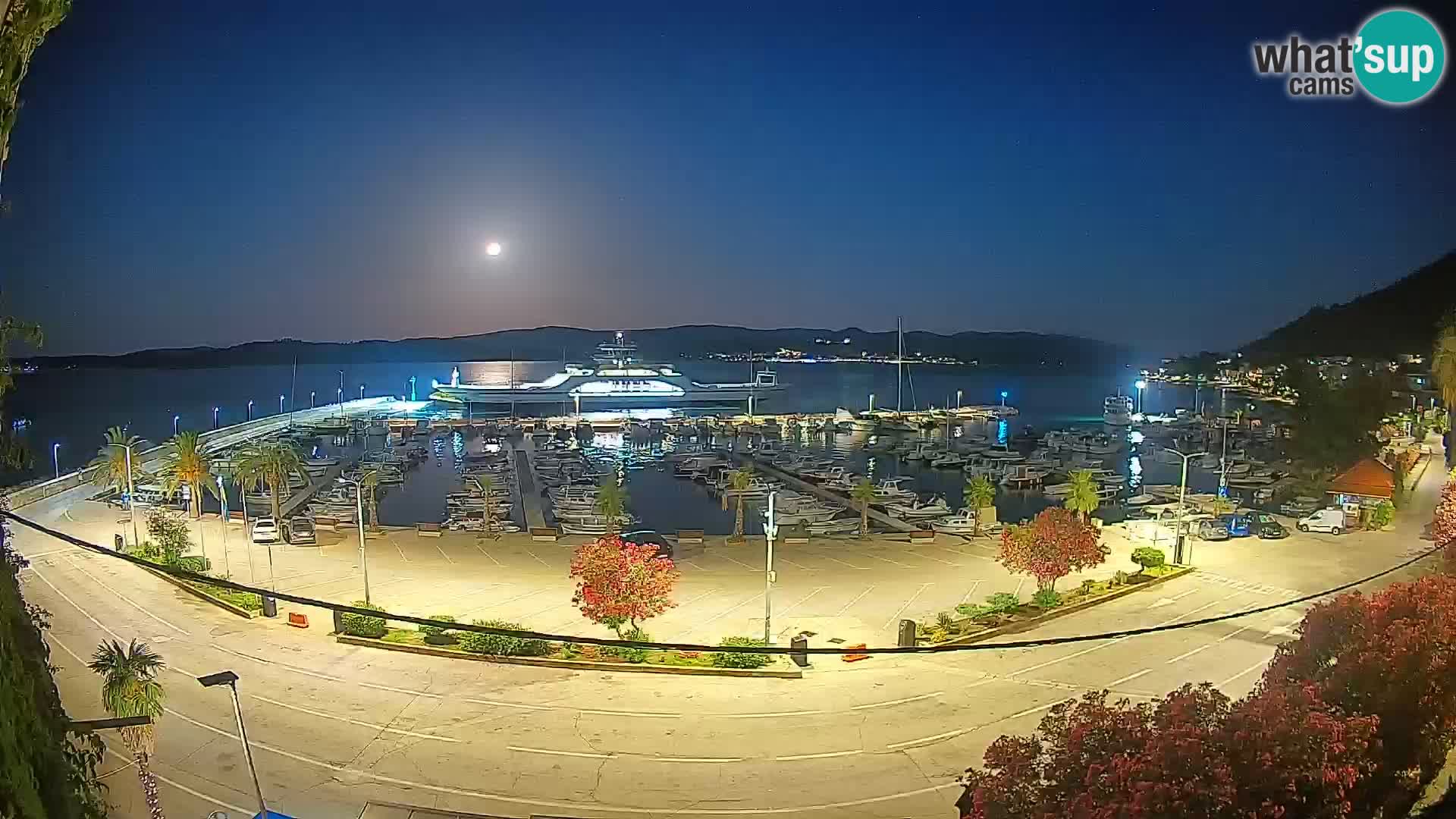 Webcam Orebić Riva – Ferry to Korčula Live