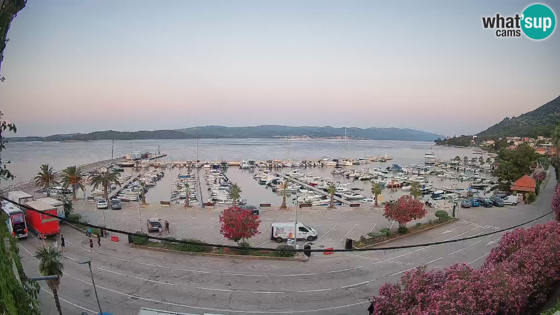 Webcam Orebić Riva – Ferry to Korčula Live