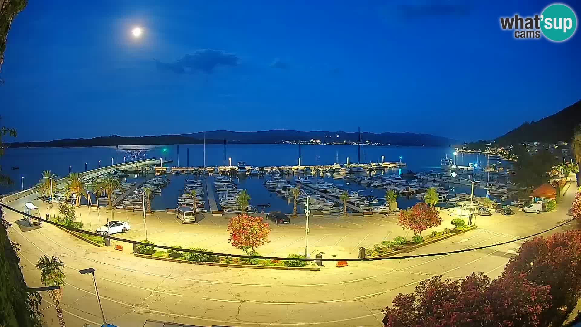 Spletna kamera Orebić Riva – Trajekt za Korčulo v živo