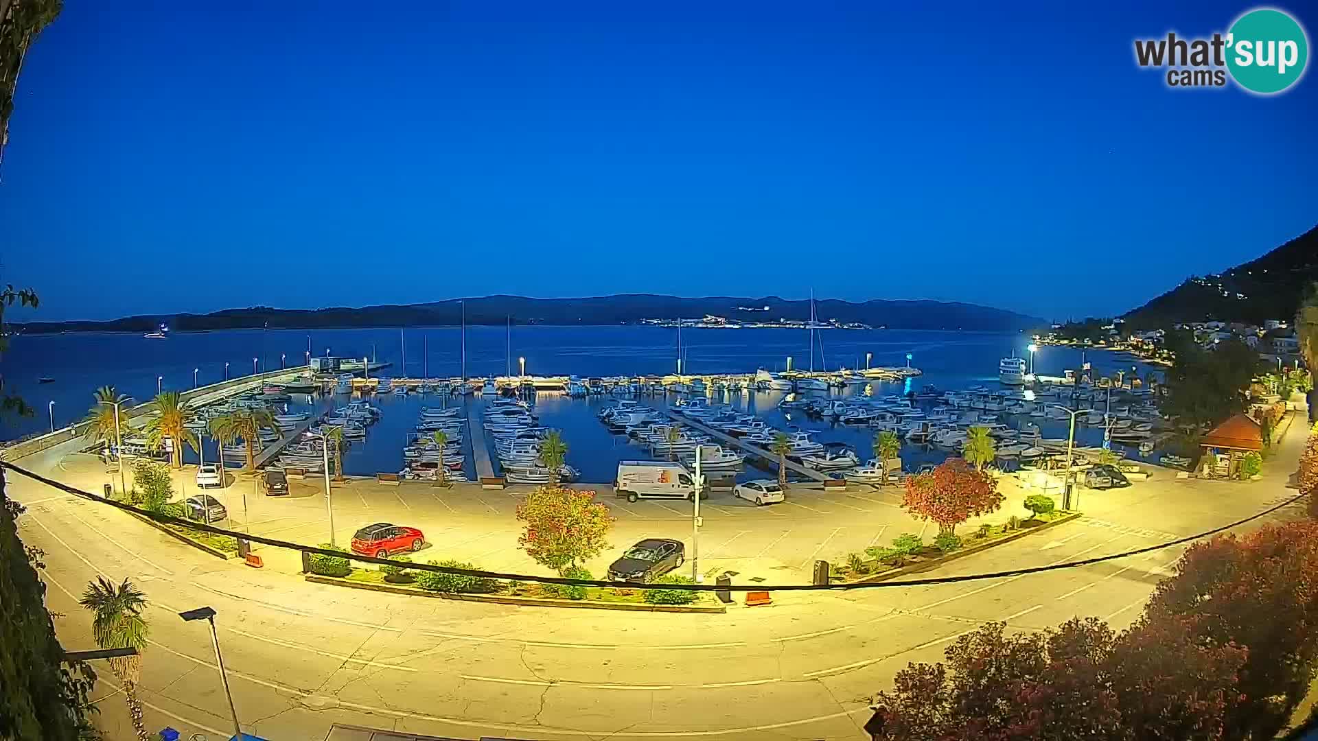 Web kamera Orebić Riva – Trajekt za Korčulu uživo