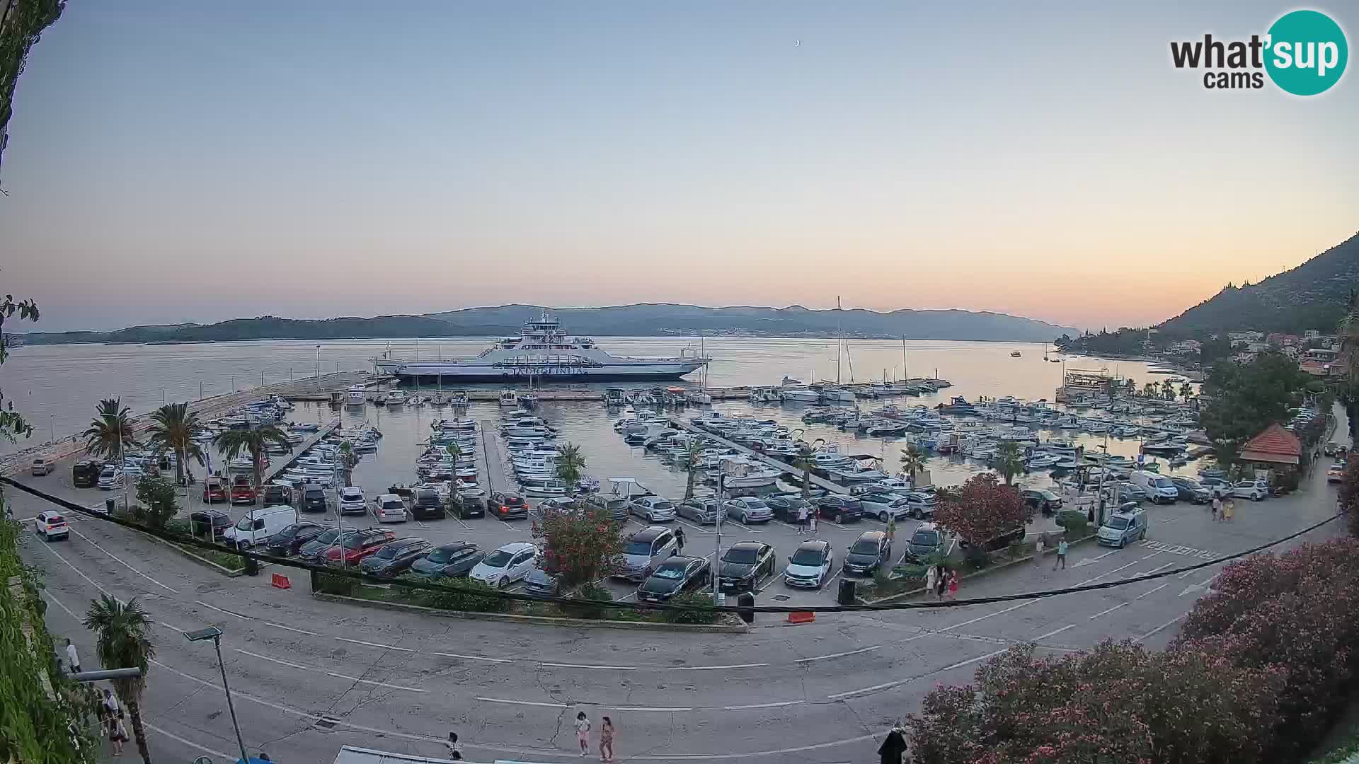 Web kamera Orebić Riva – Trajekt za Korčulu uživo