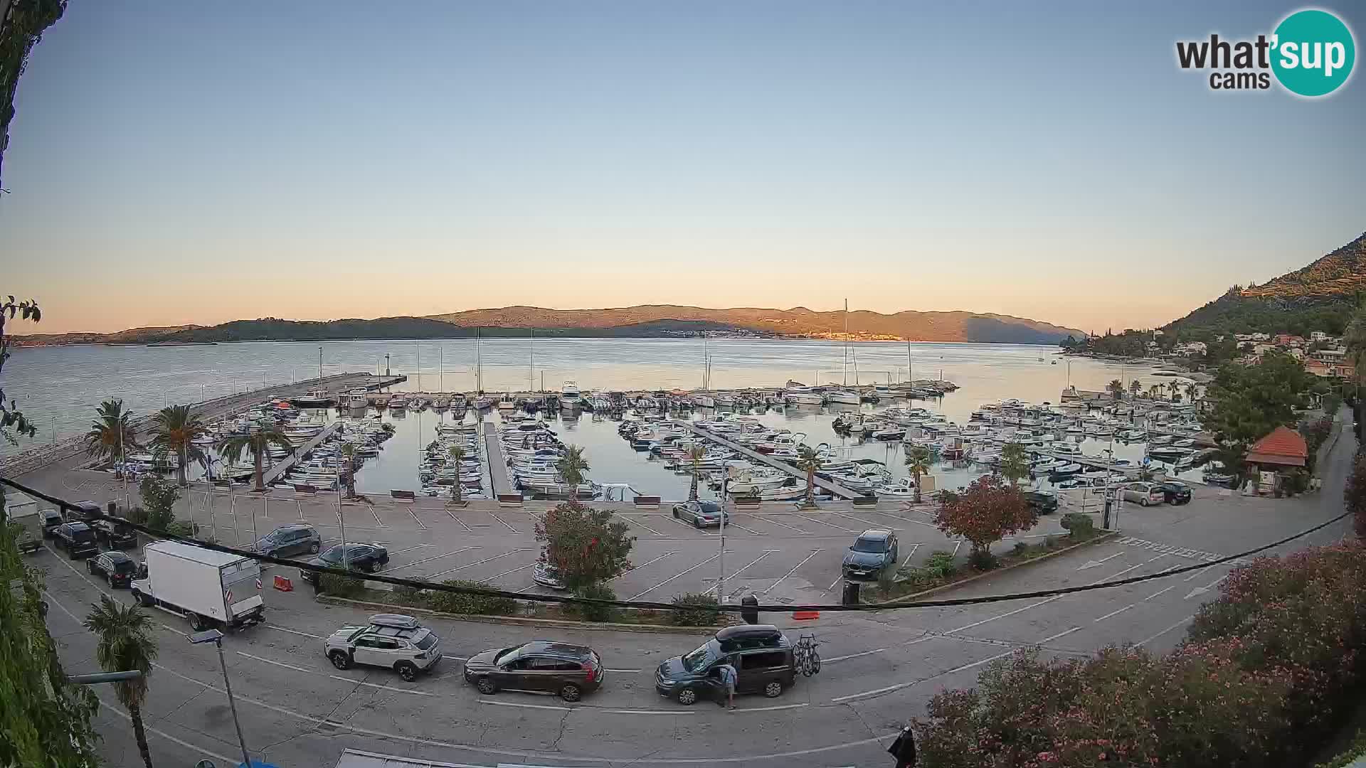 Web kamera Orebić Riva – Trajekt za Korčulu uživo