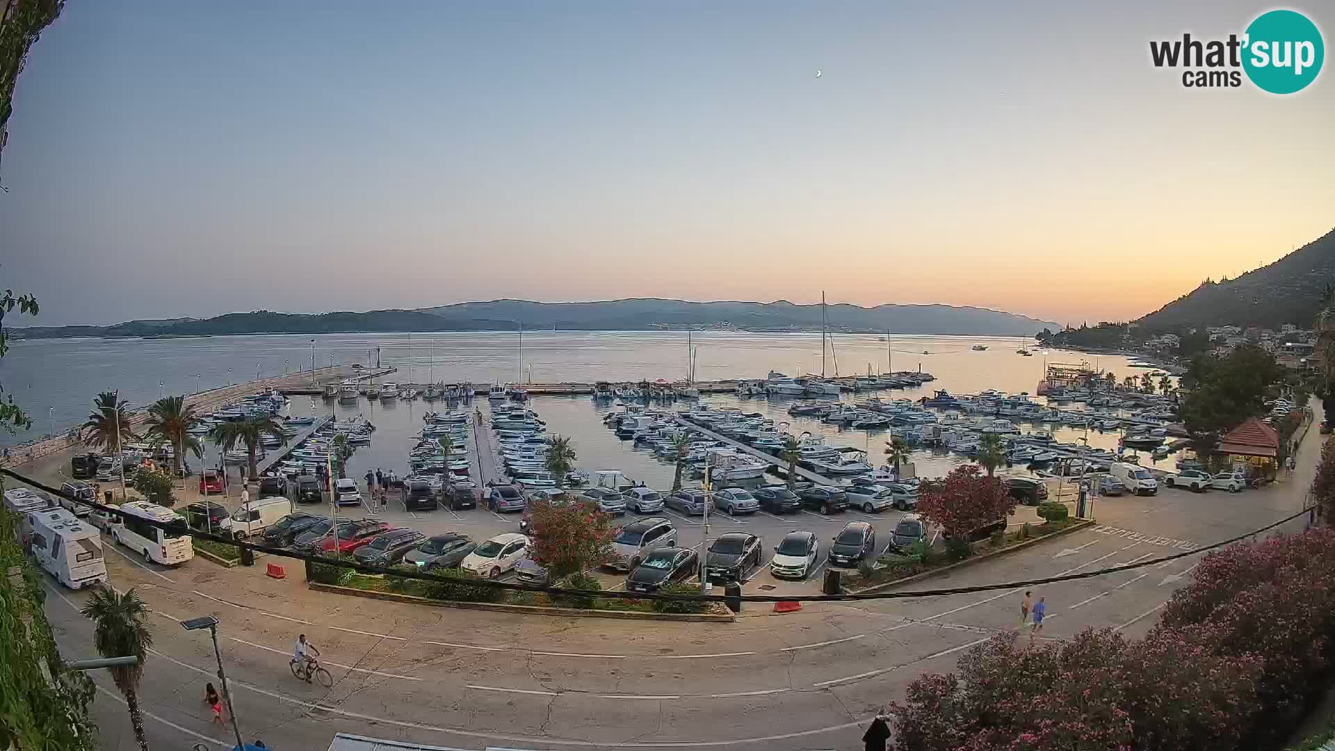 Web kamera Orebić Riva – Trajekt za Korčulu uživo