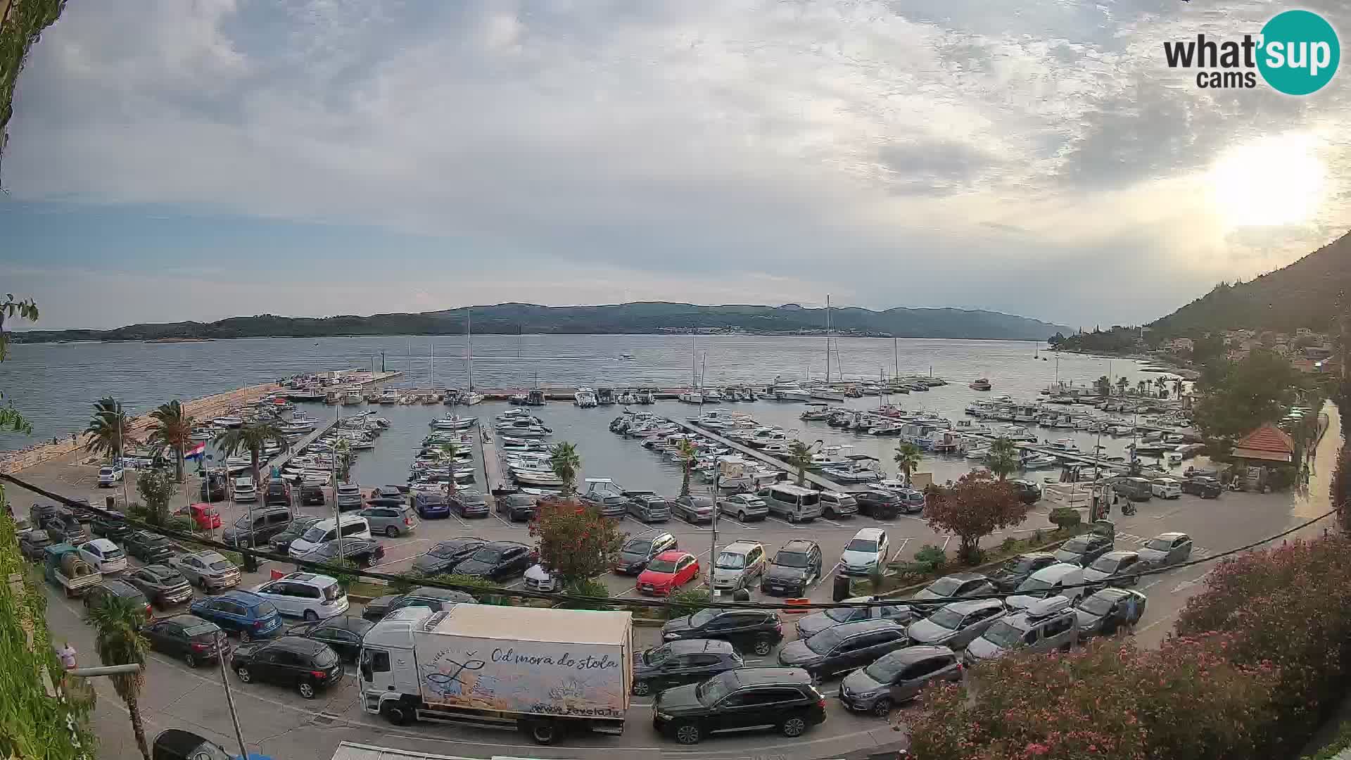 Webcam Orebić Riva – Ferry to Korčula Live