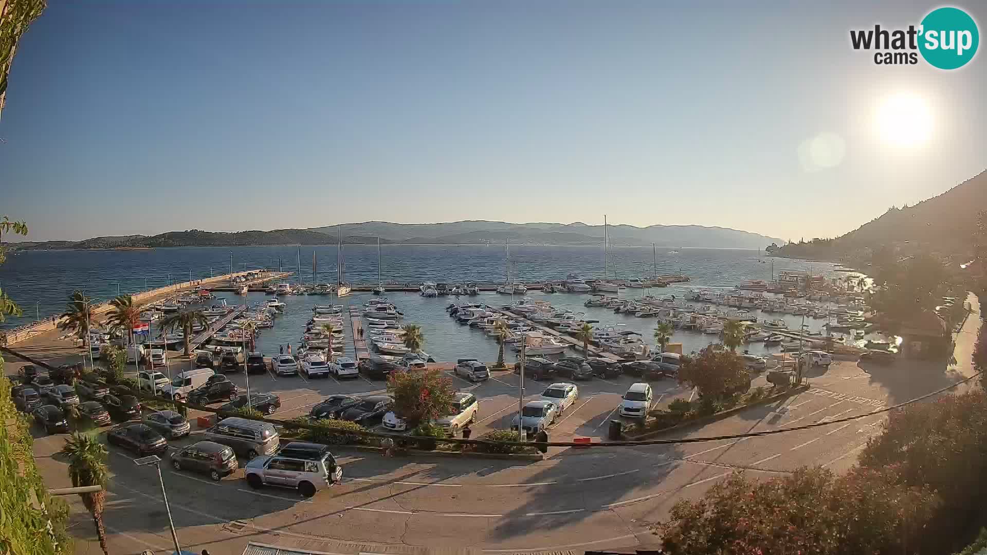 Web kamera Orebić Riva – Trajekt za Korčulu uživo