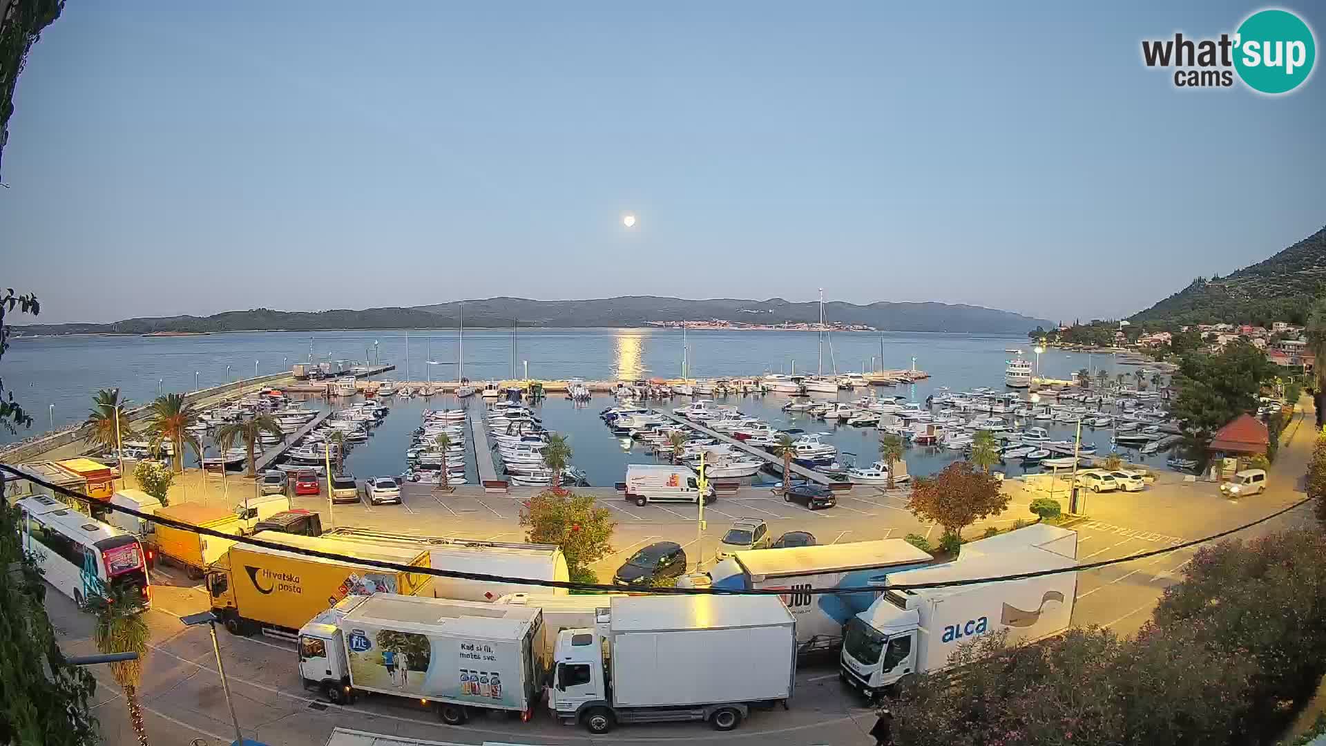 Webcam Orebić Riva – Ferry to Korčula Live