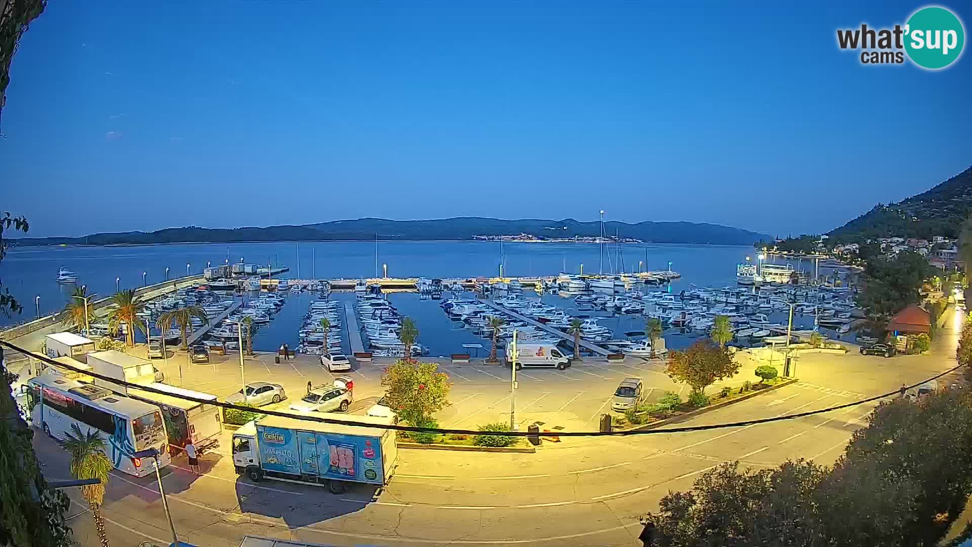 Spletna kamera Orebić Riva – Trajekt za Korčulo v živo