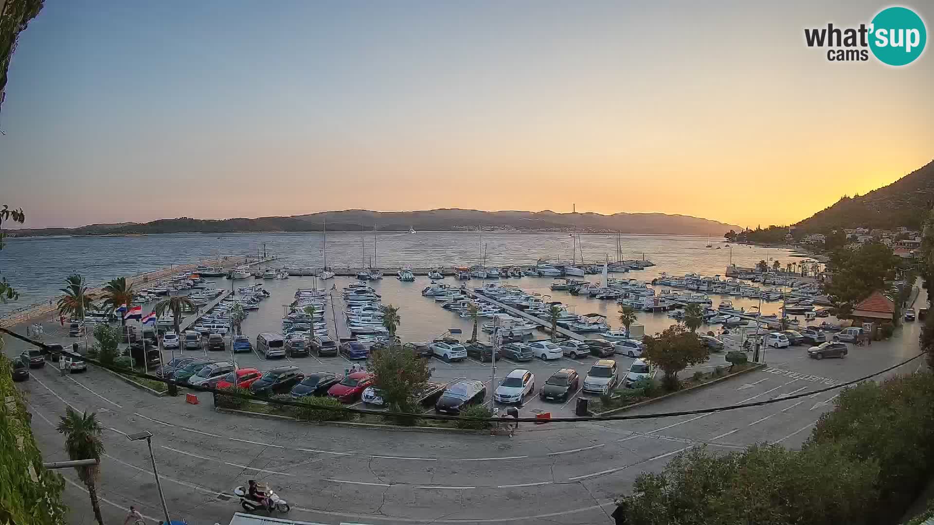 Webcam Orebić Riva – Ferry to Korčula Live