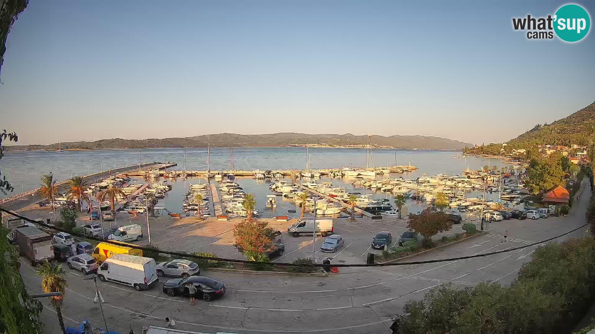 Web kamera Orebić Riva – Trajekt za Korčulu uživo