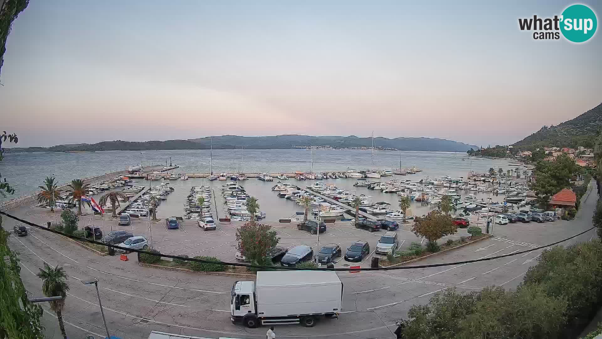 Spletna kamera Orebić Riva – Trajekt za Korčulo v živo