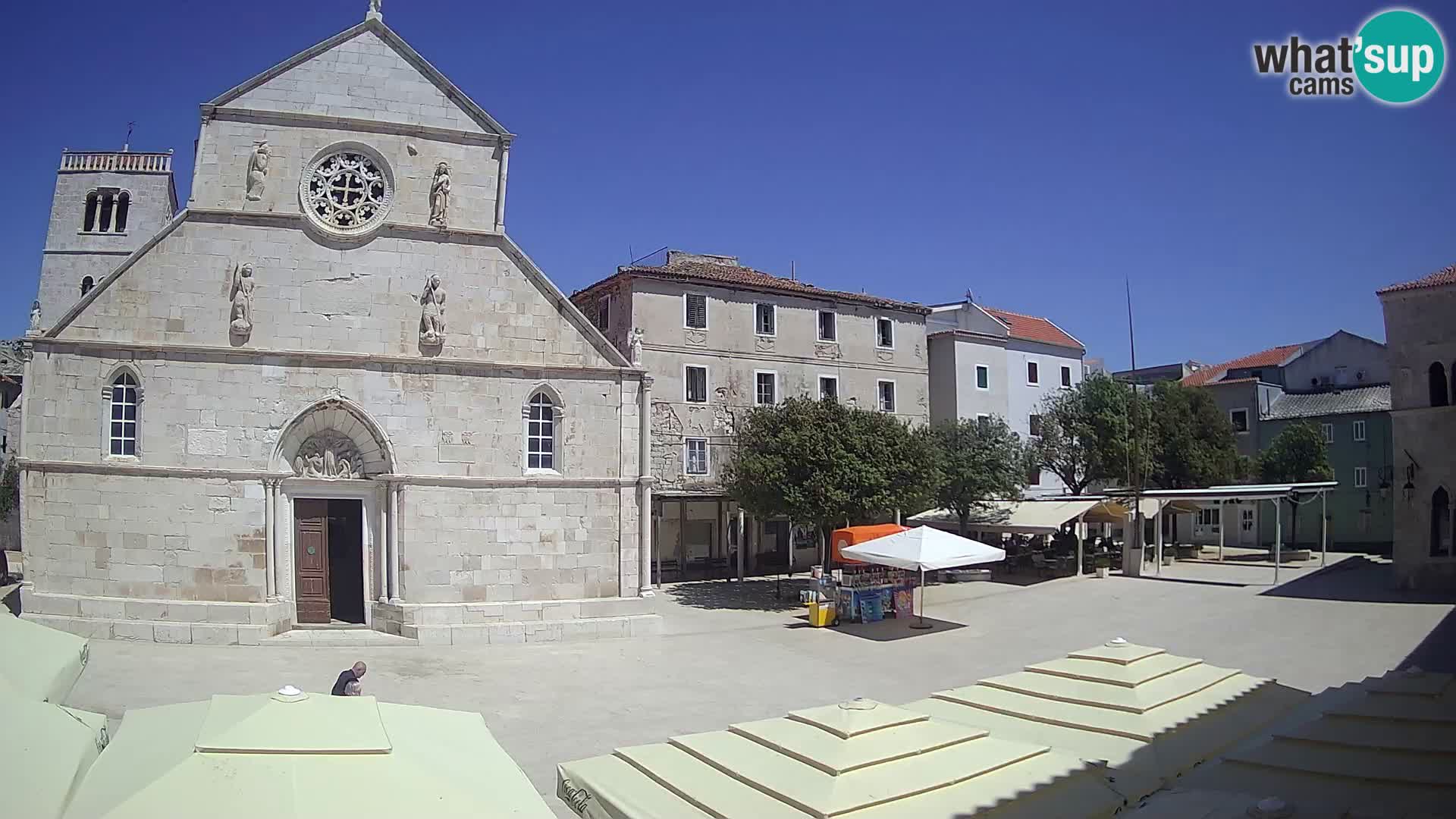 Pag live cam – Place principale et église de Sainte-Marie