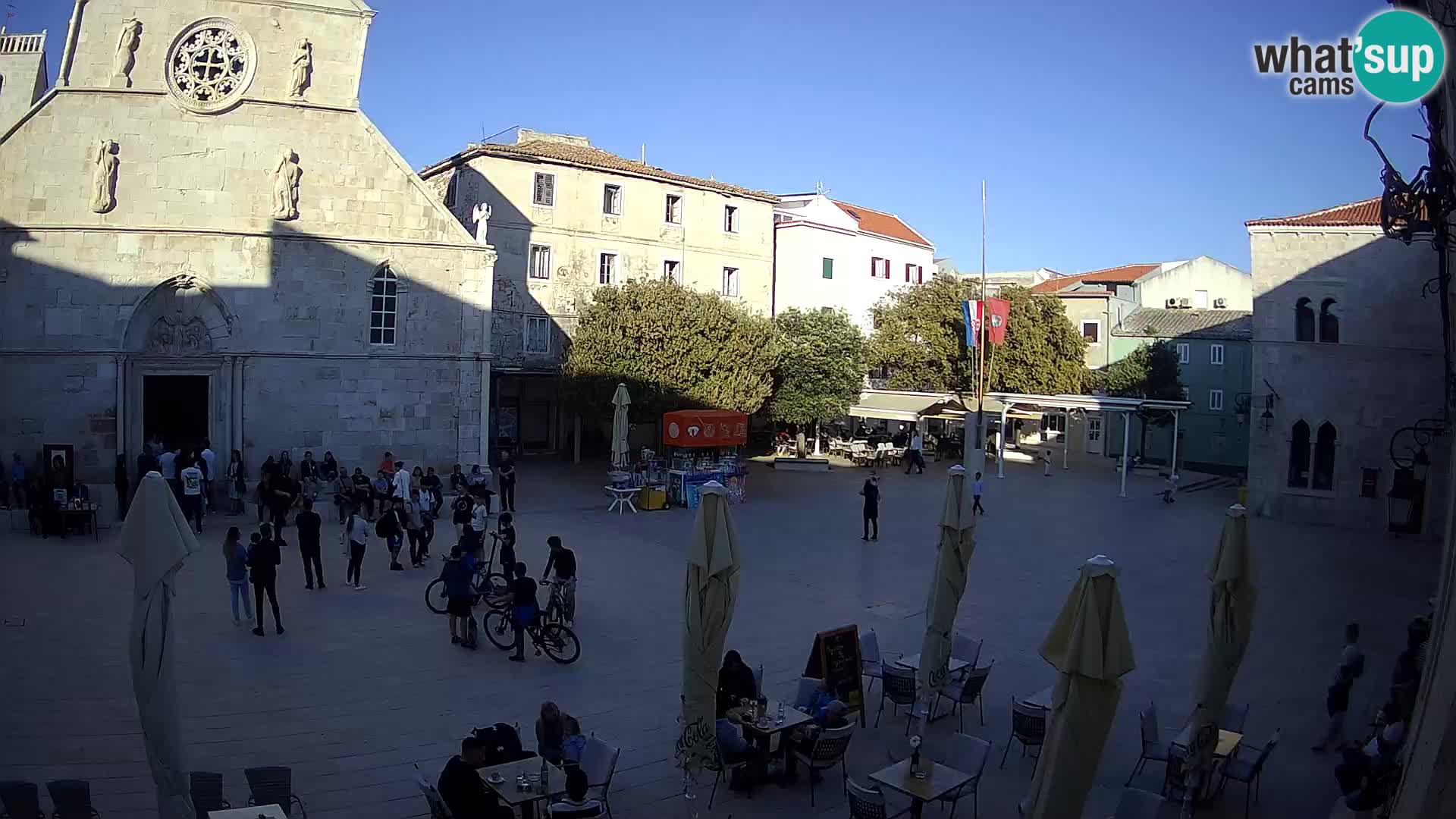 Spletna kamera Pag – Glavni trg in cerkev sv Marije