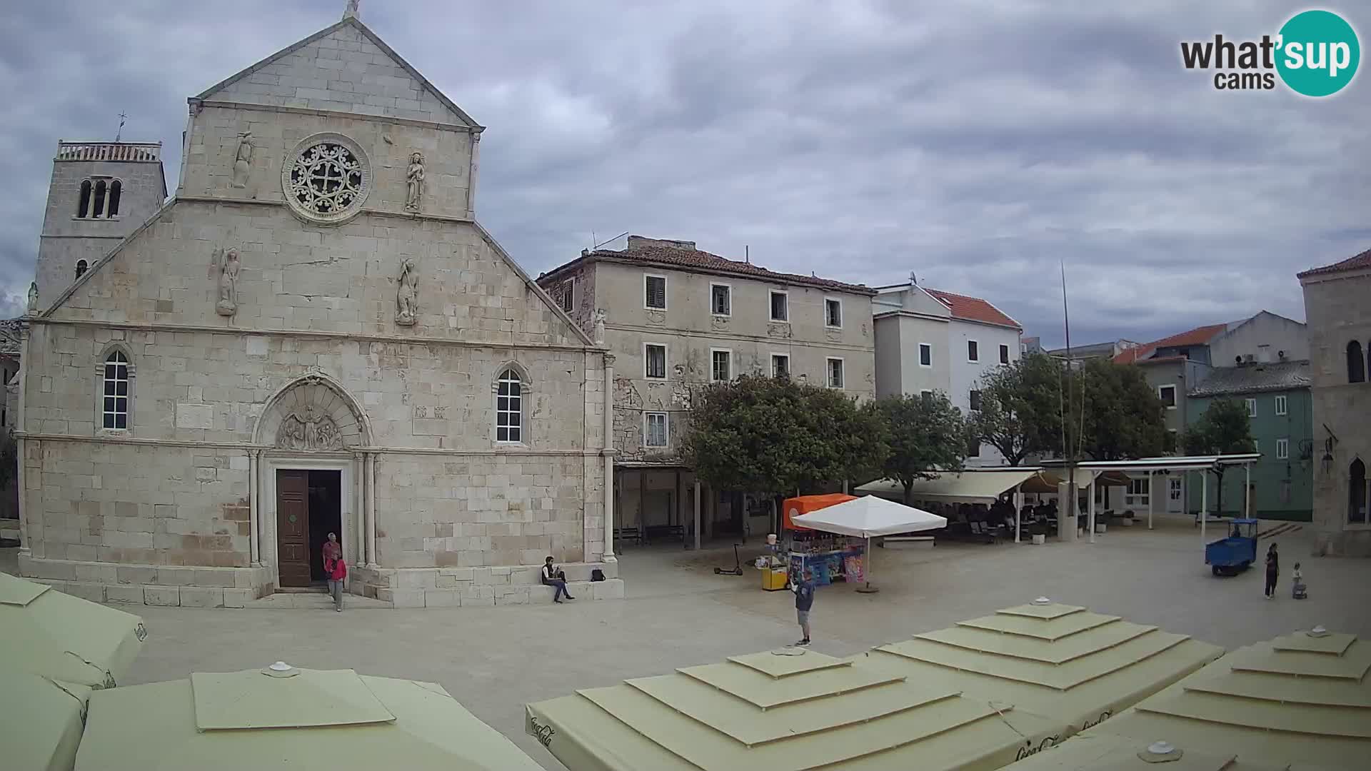 Pag live cam – Place principale et église de Sainte-Marie