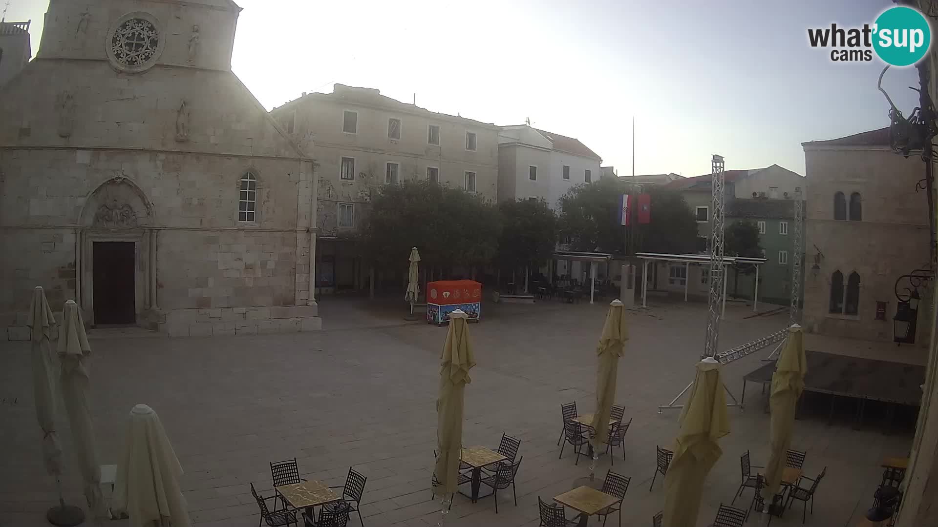 Pag camera en vivo – Plaza principal y la Iglesia de Santa María