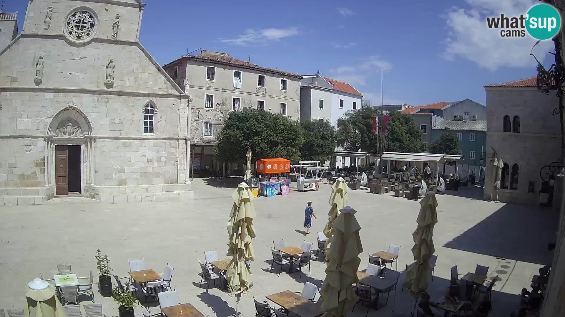 Pag live cam – Place principale et église de Sainte-Marie