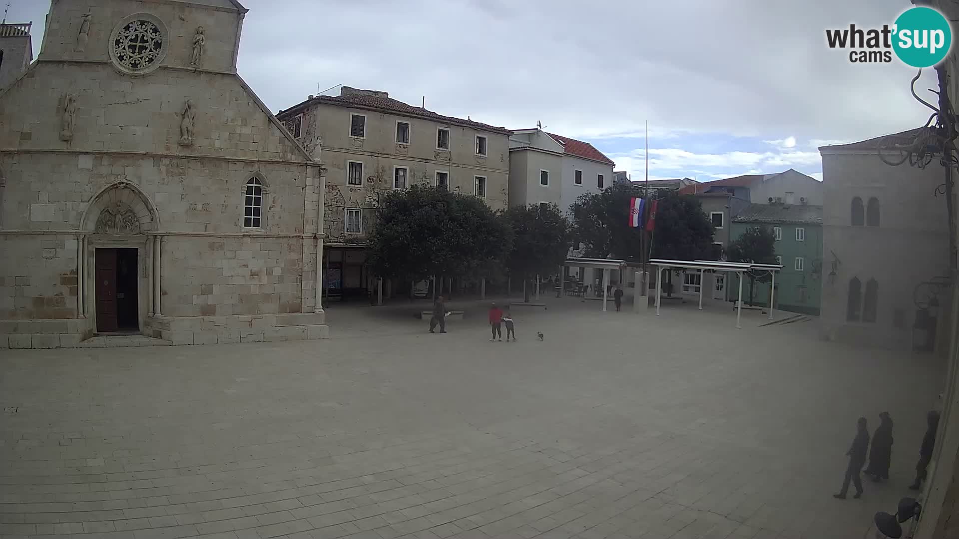 Pag camera en vivo – Plaza principal y la Iglesia de Santa María