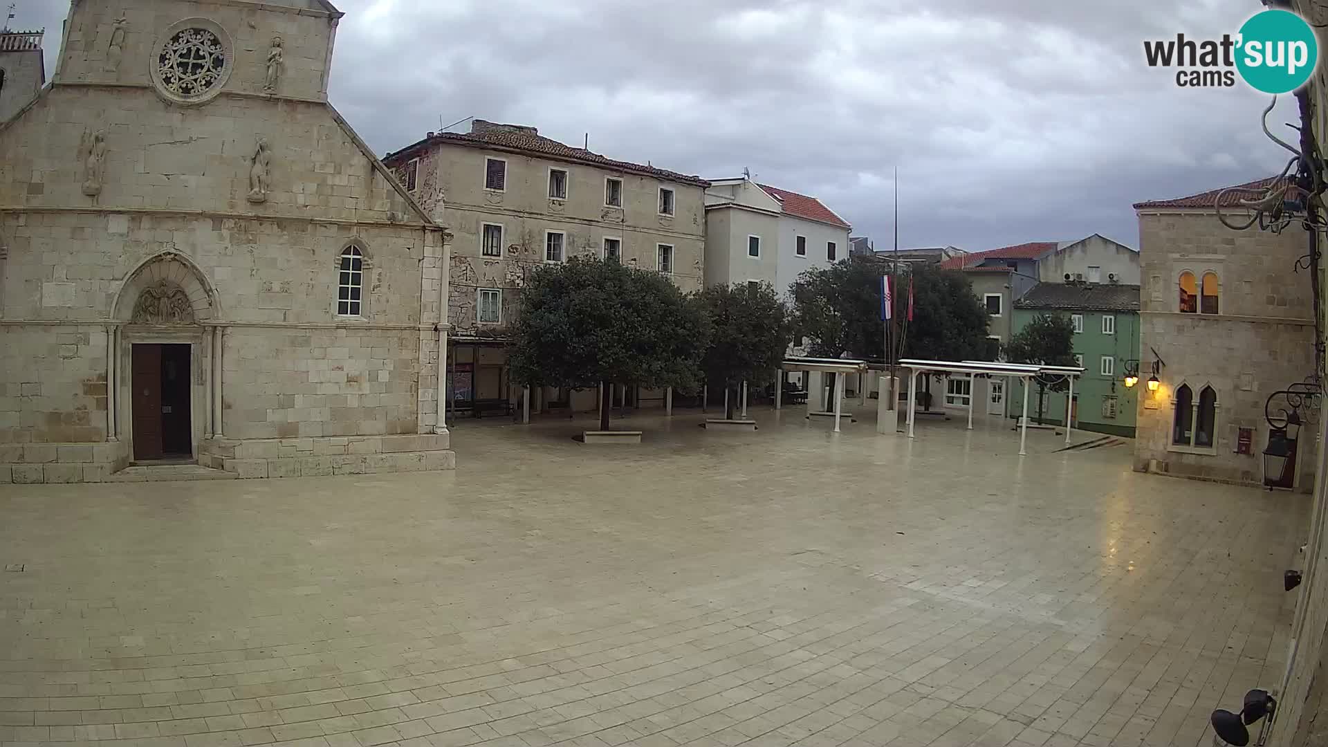 Pag camera en vivo – Plaza principal y la Iglesia de Santa María